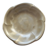 Metal bowl with 3 legs