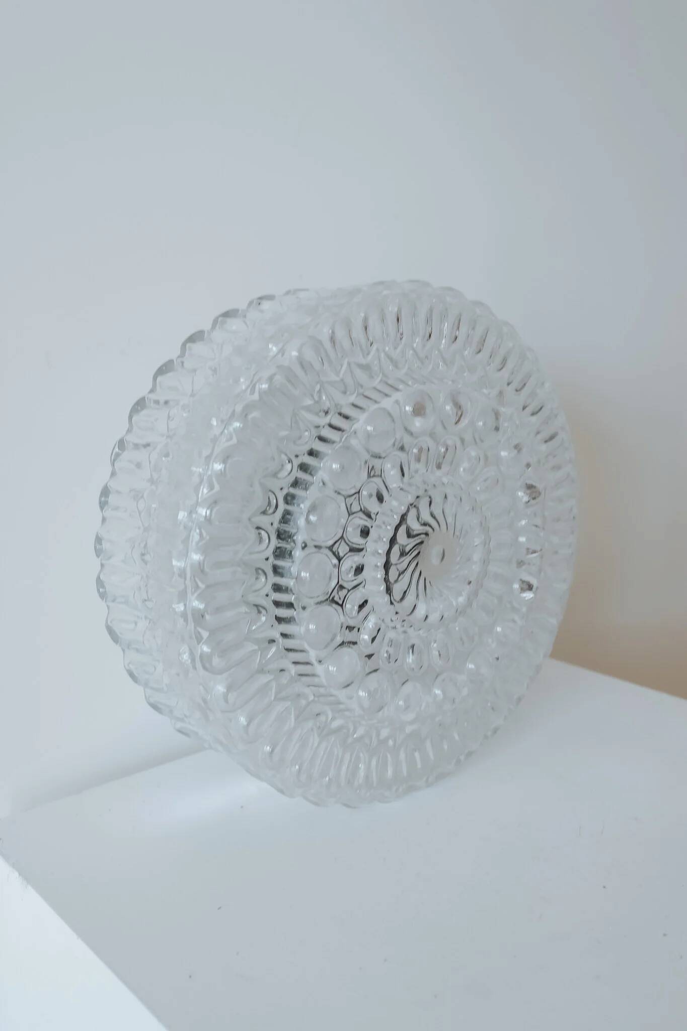 Vintage round ceiling light in bubbled glass, 1970s.