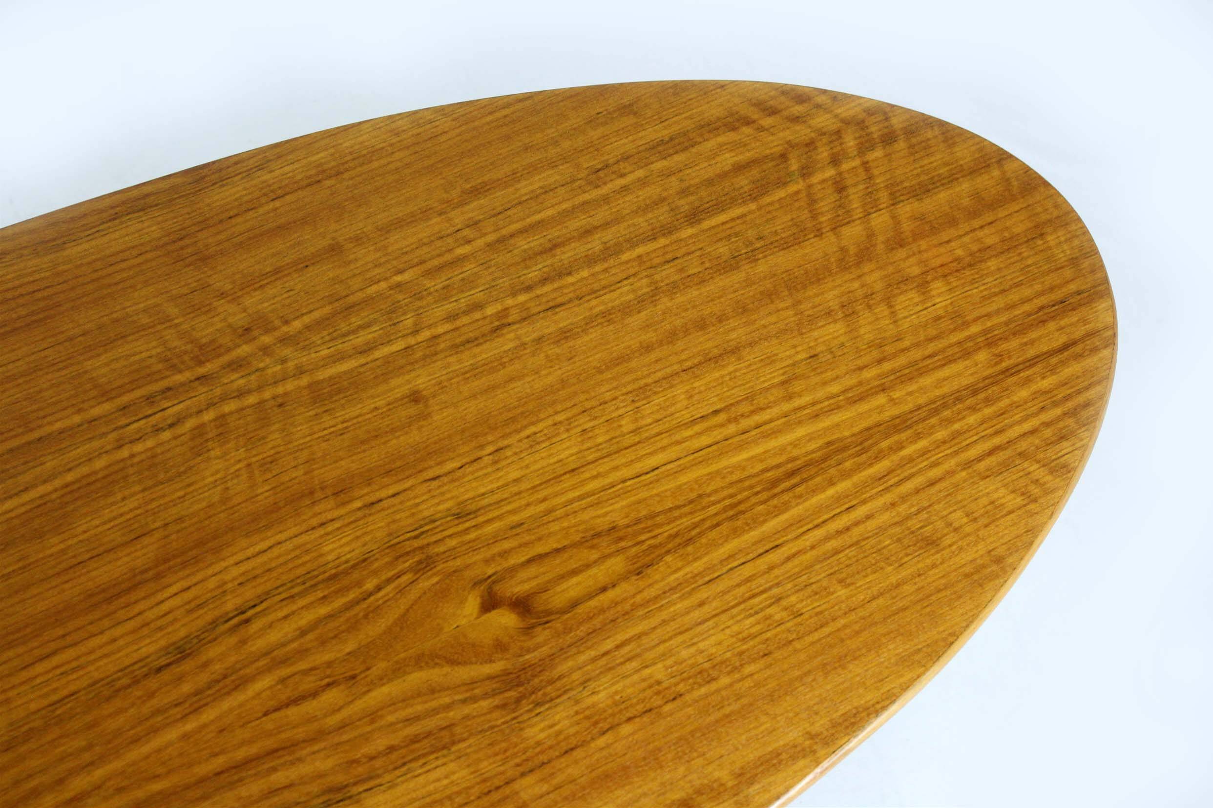 Tulip coffee table in walnut, mid-century modern style, restored by Dřevotvar, 1960s.