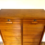 Double curtain folder