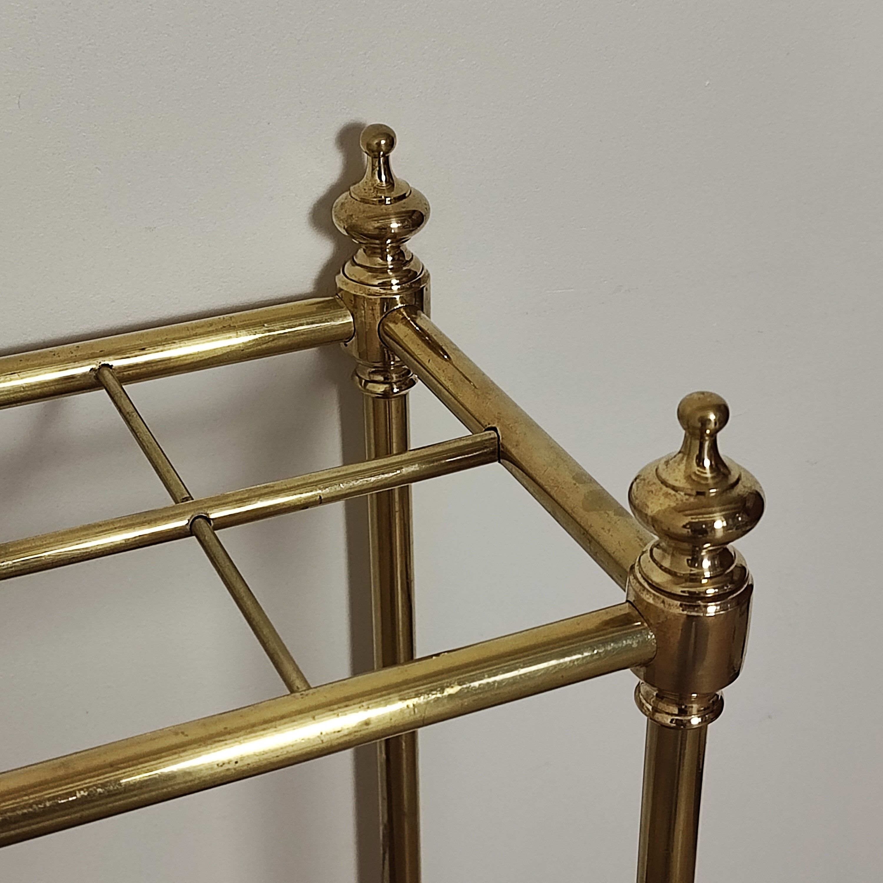 Brass umbrella holder