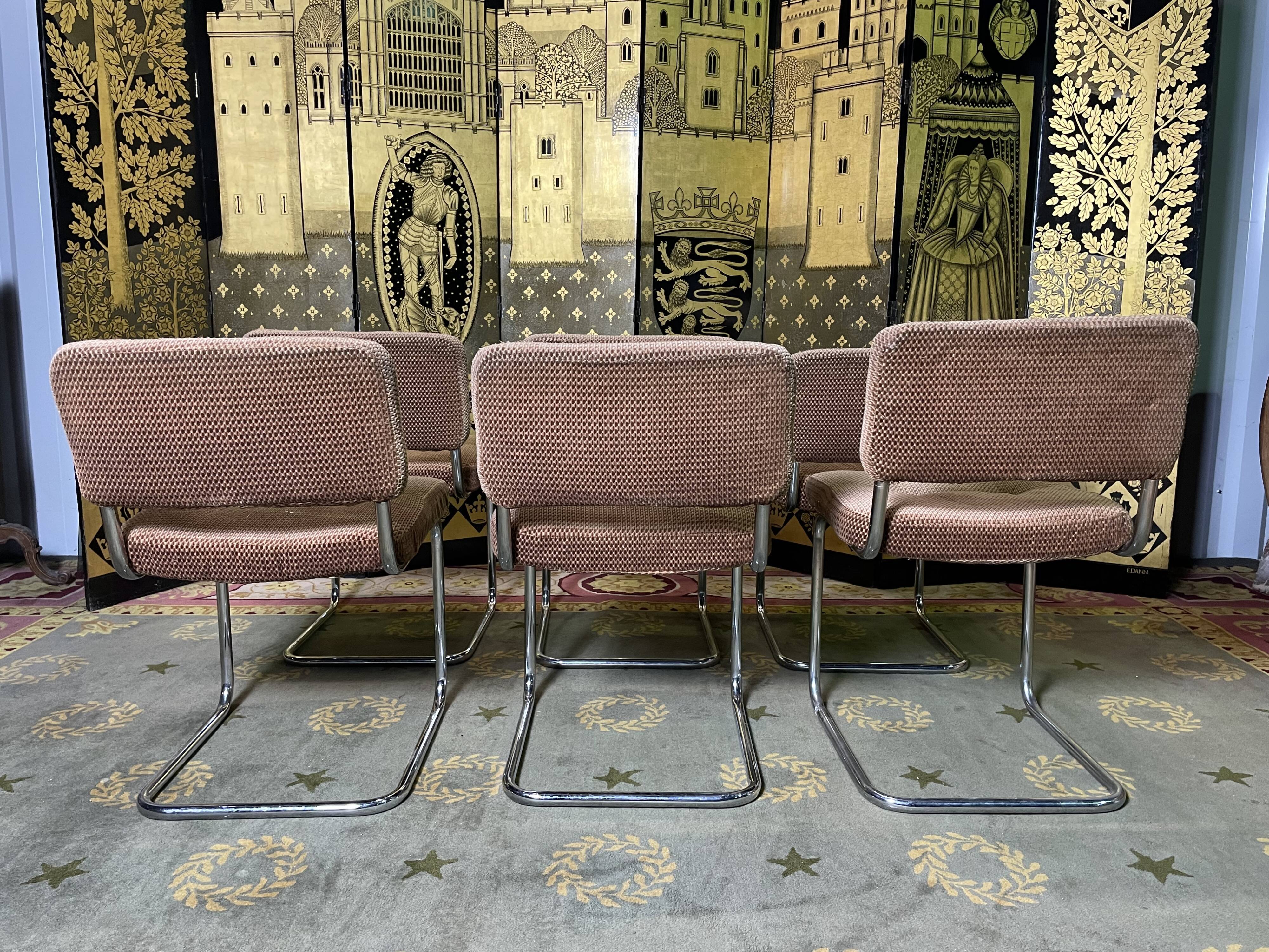 Suite de 6 chaises tubulaires chromées 1970