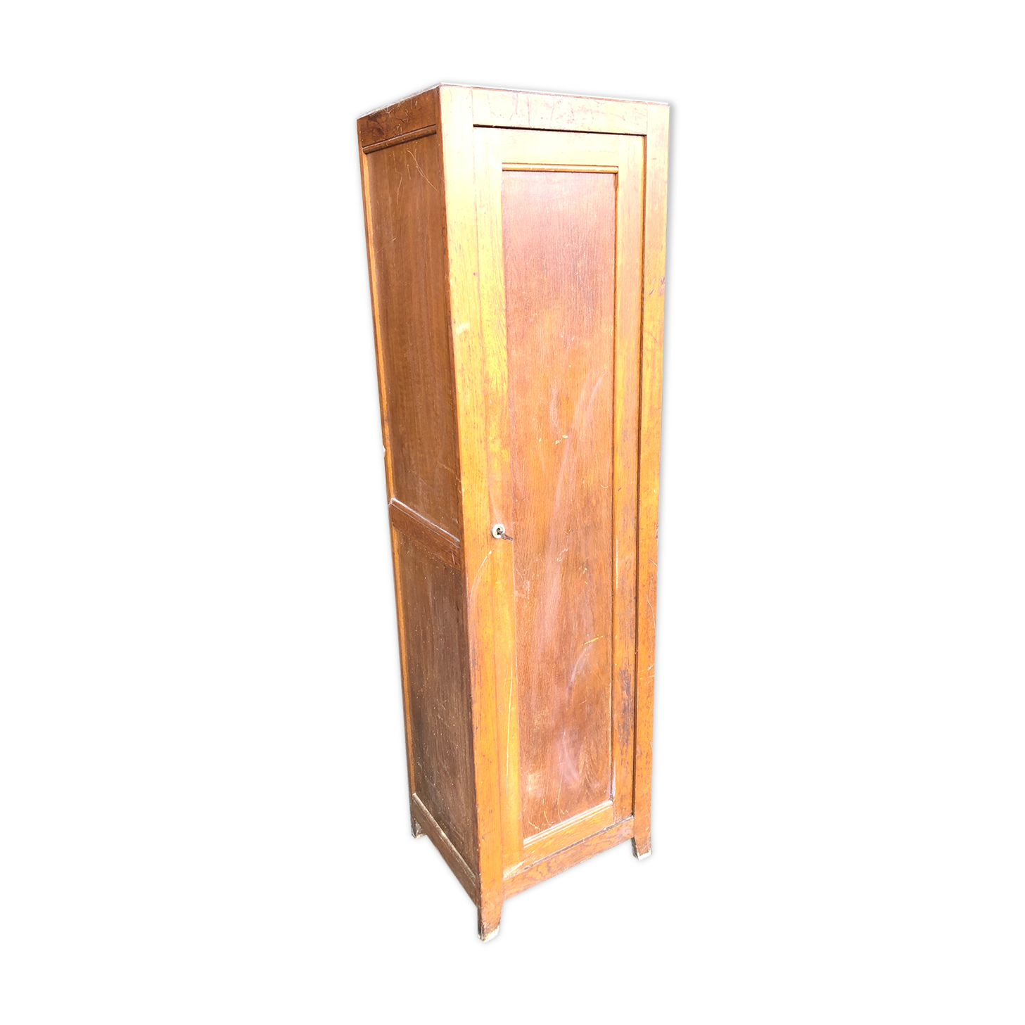 Small Parisian wardrobe