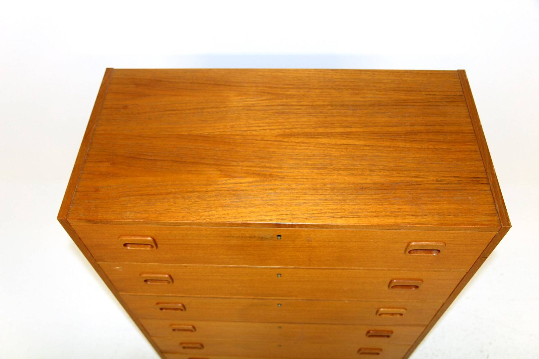 Commode scandinave "tallboy" en teck, Suède, 1960