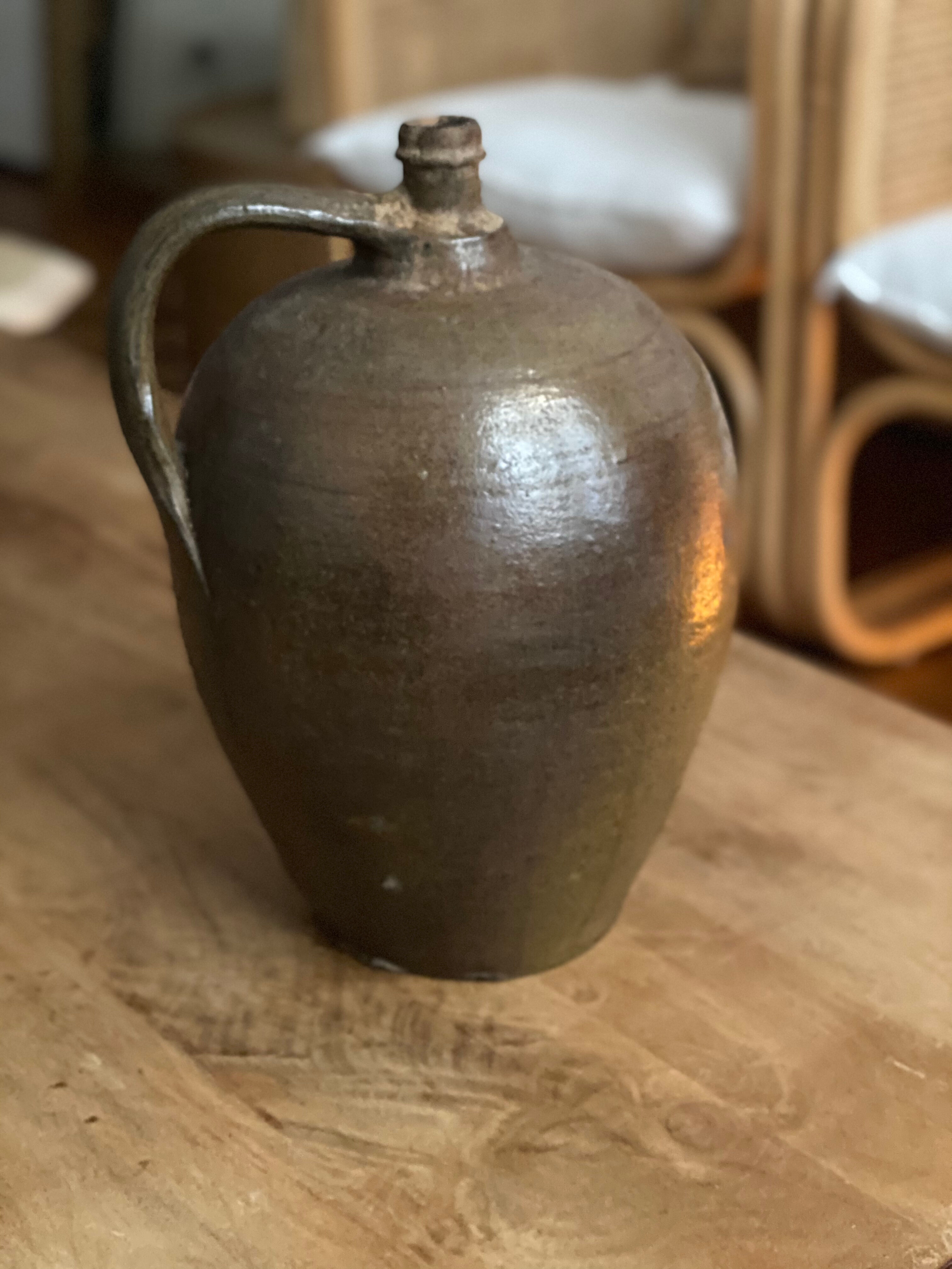 Brown brown brown vintage sandstone amphora jar