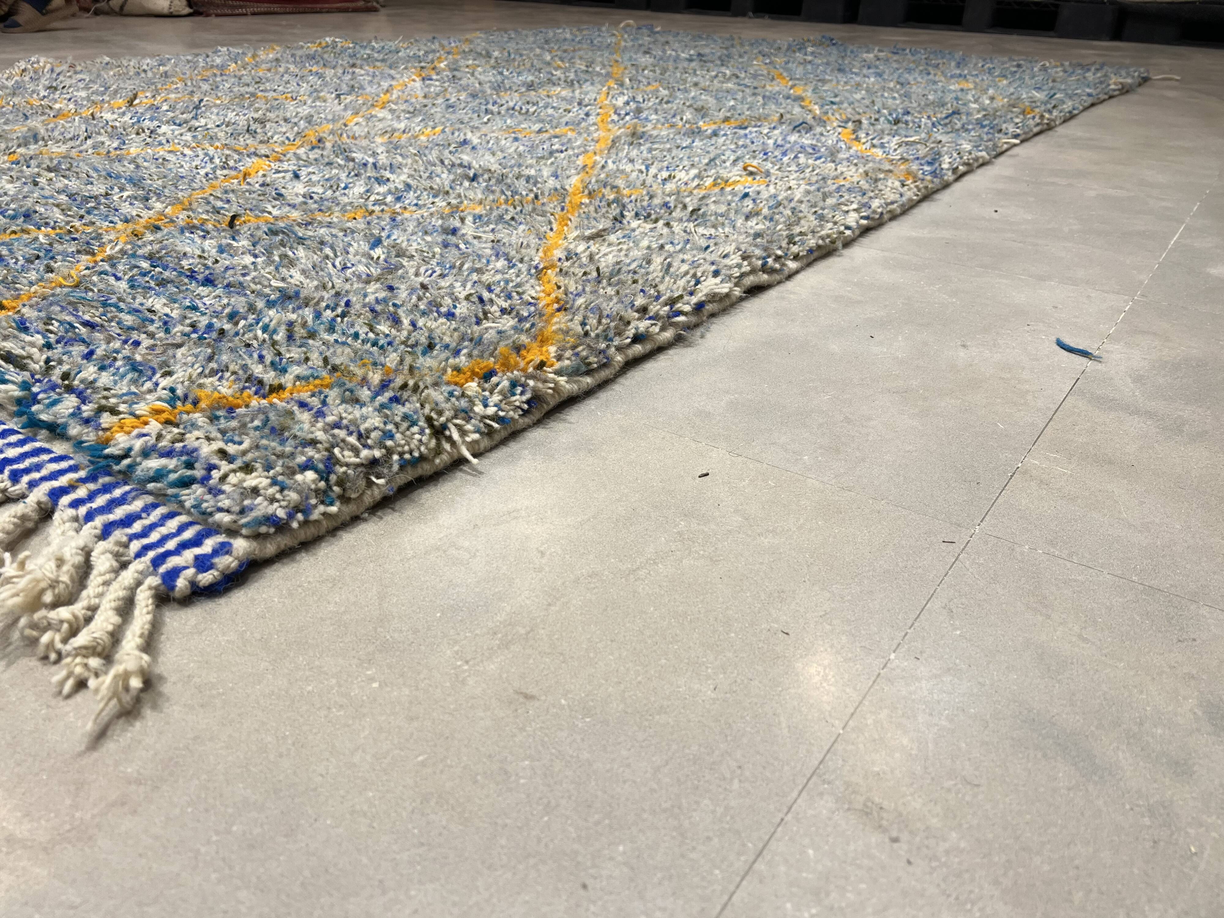 Colorful wool carpet 322x200cm