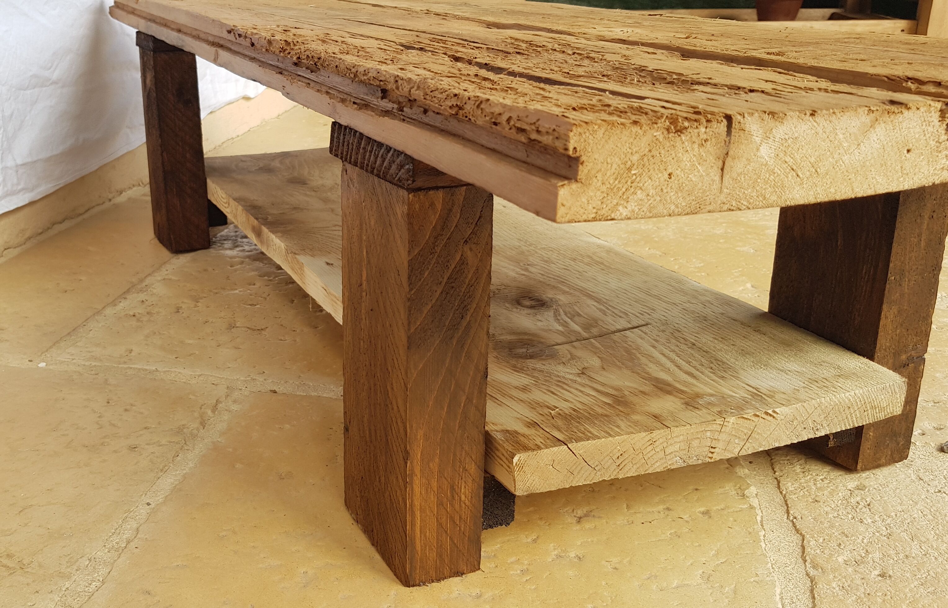 Coffee table wabi sabi