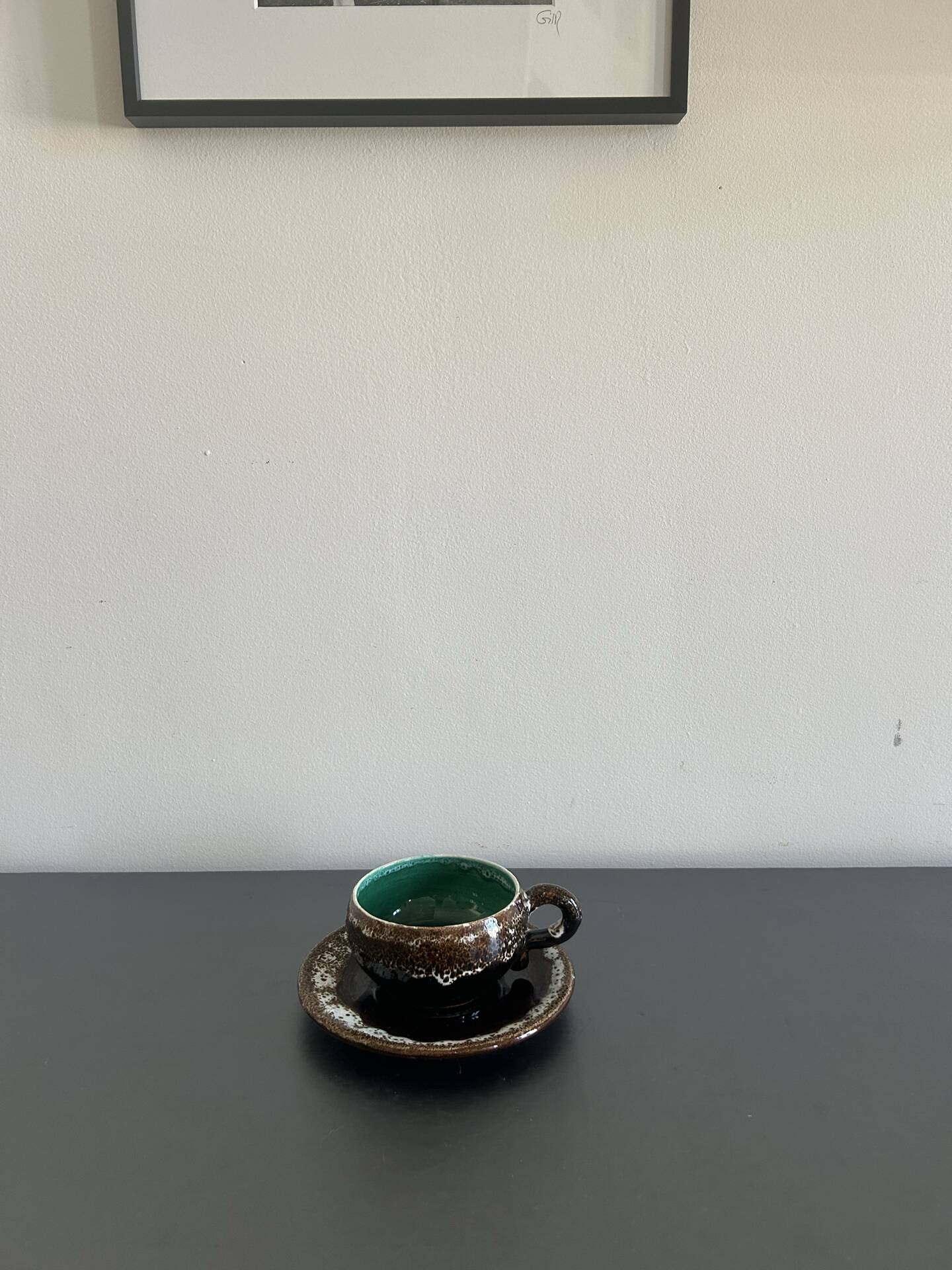 Tasses et soucoupes Vallauris