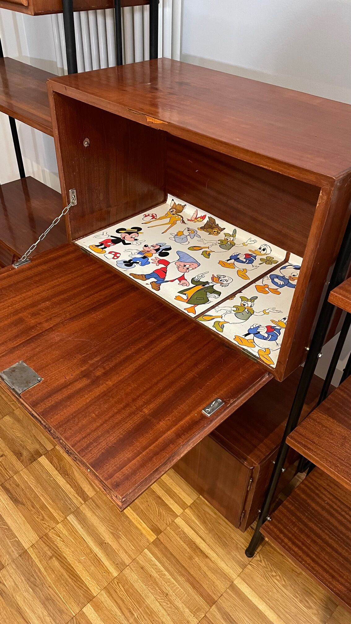 Italian stage shelf from the 60s