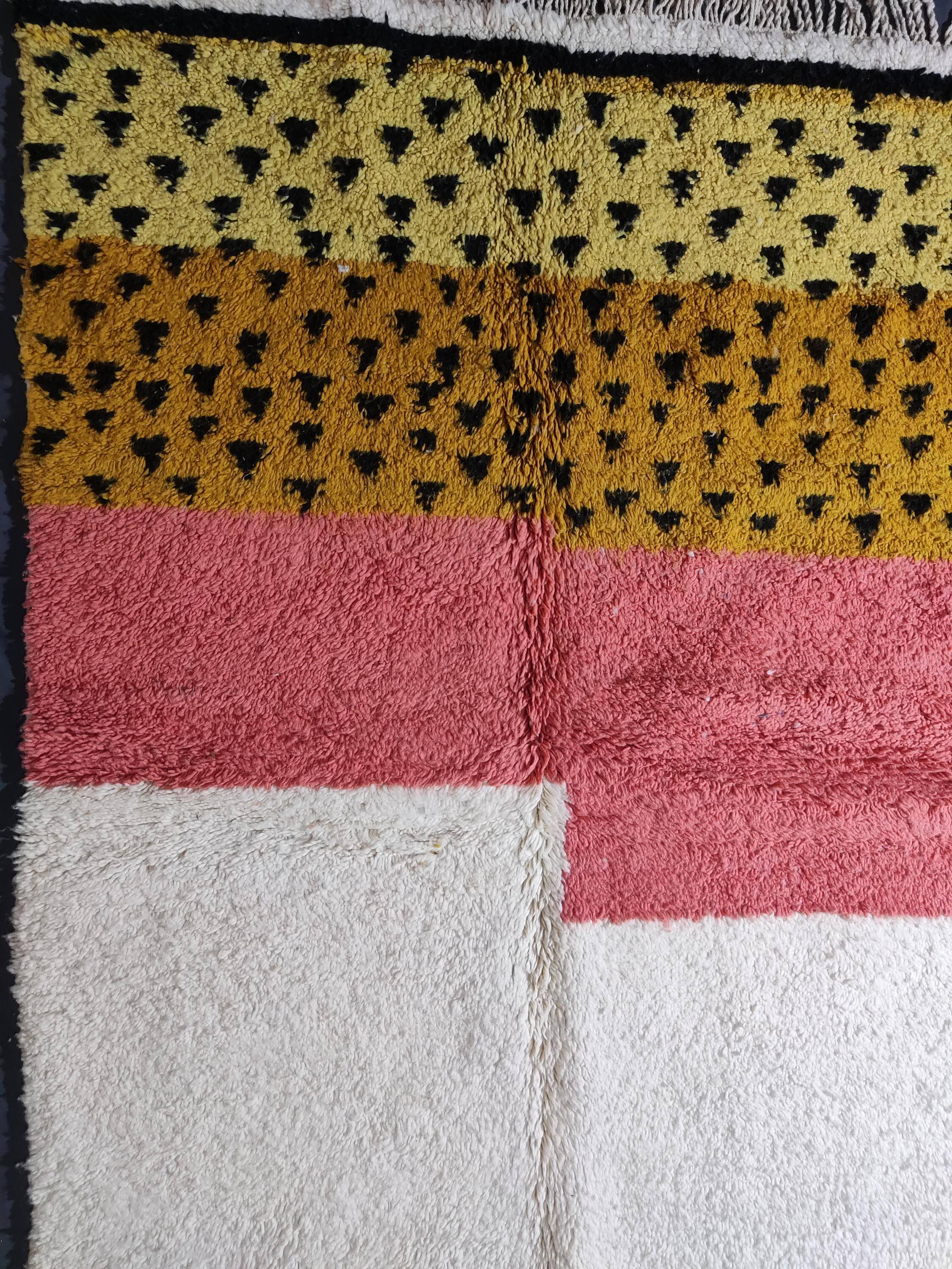 Large handmade Berber rug 3 x 2 m