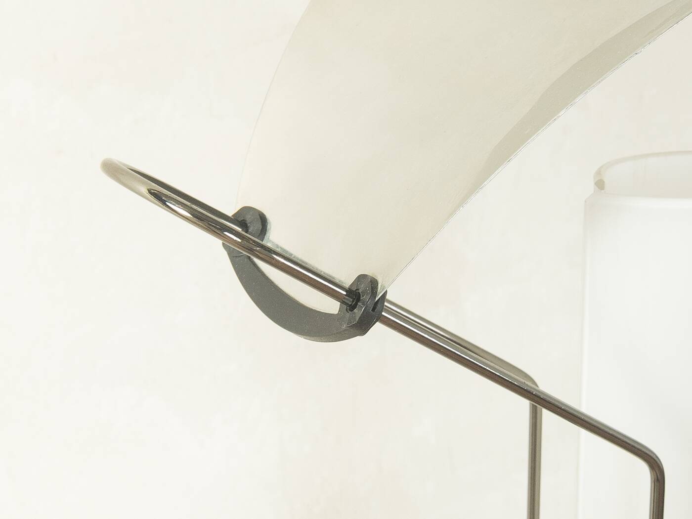 Arteluce Palio table lamp by Perry King & Santiago Miranda