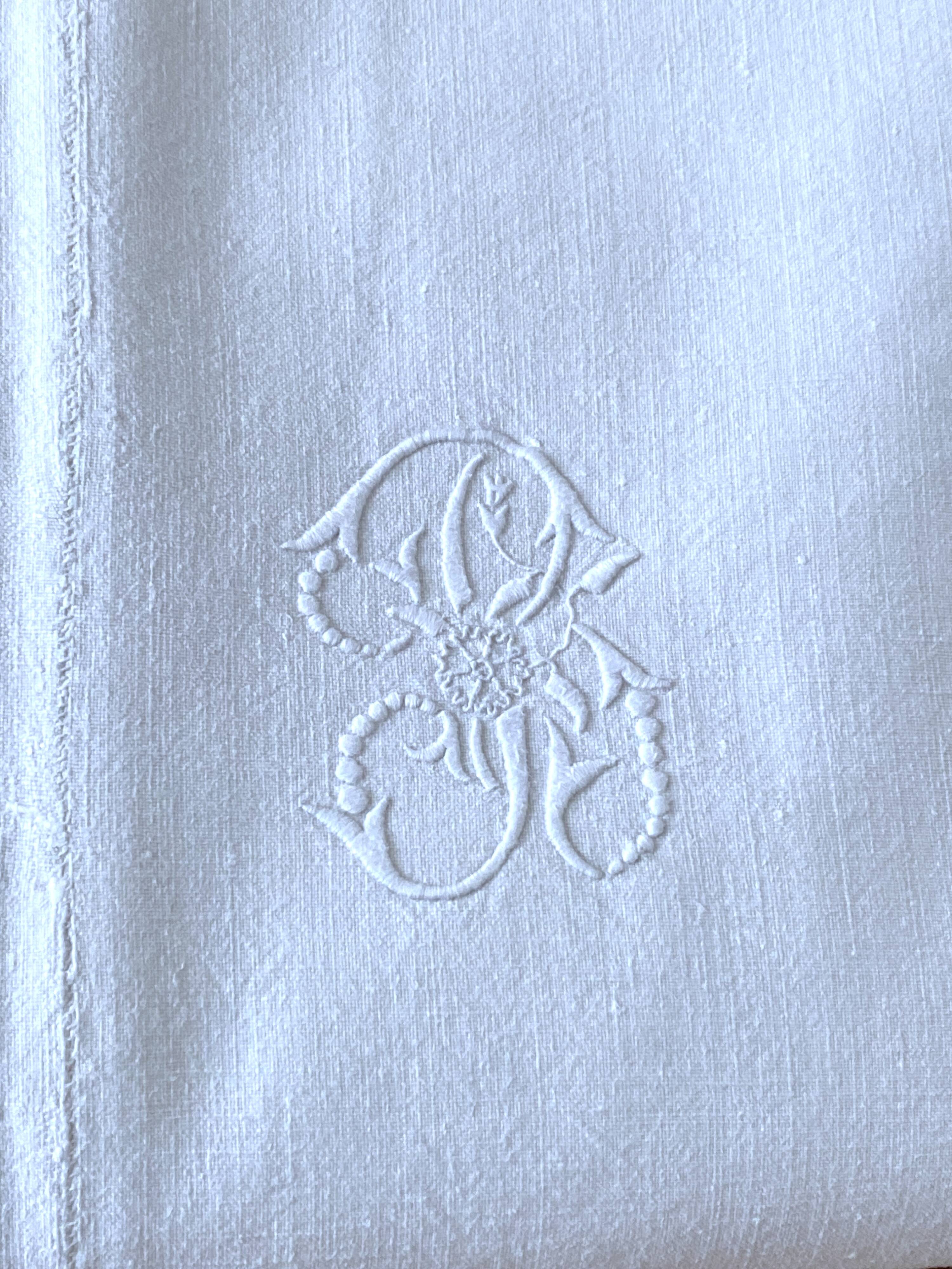 Drap métis avec monogramme