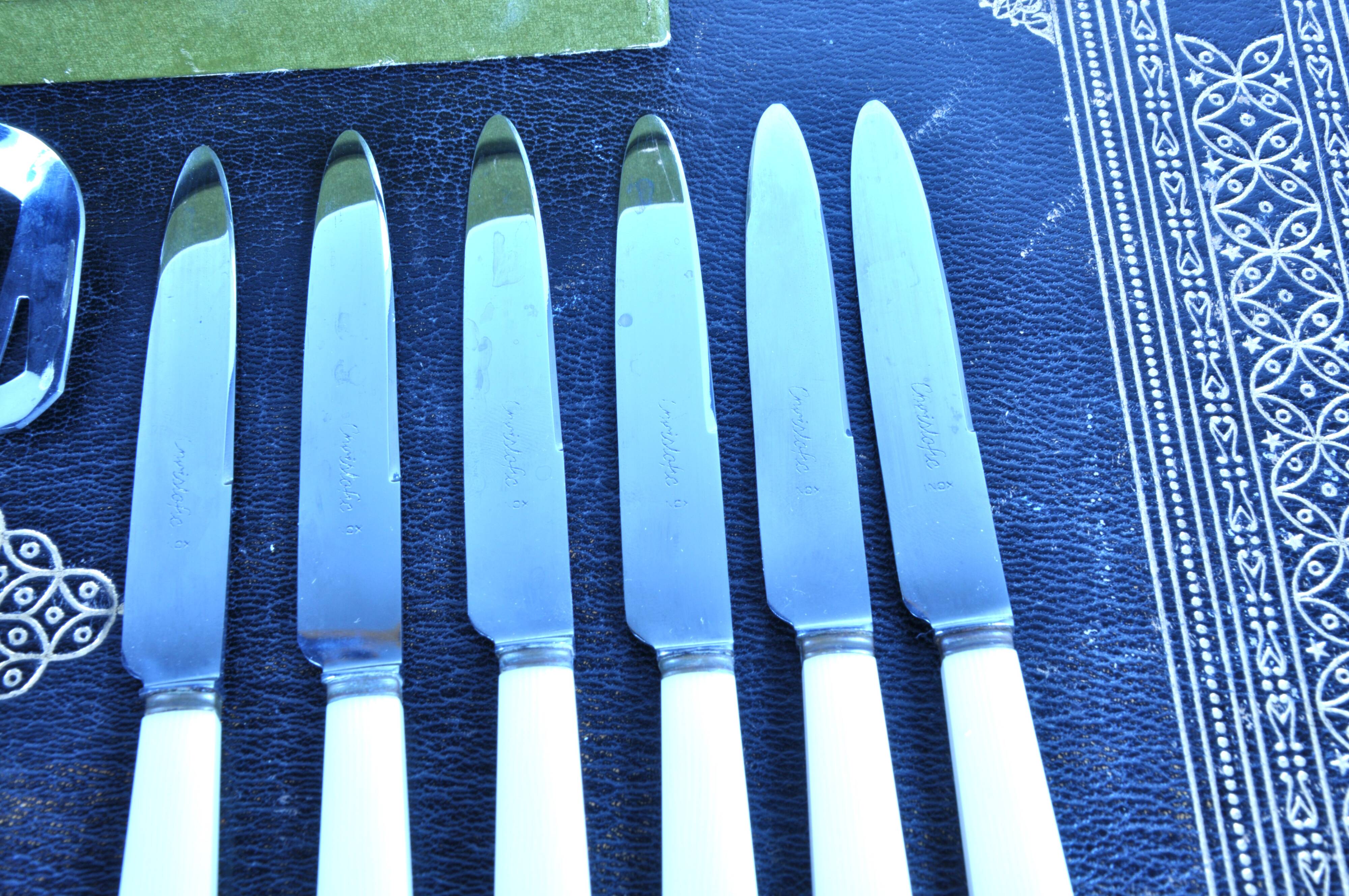Christofle dessert cutlery, ivory handle, 19th century.
