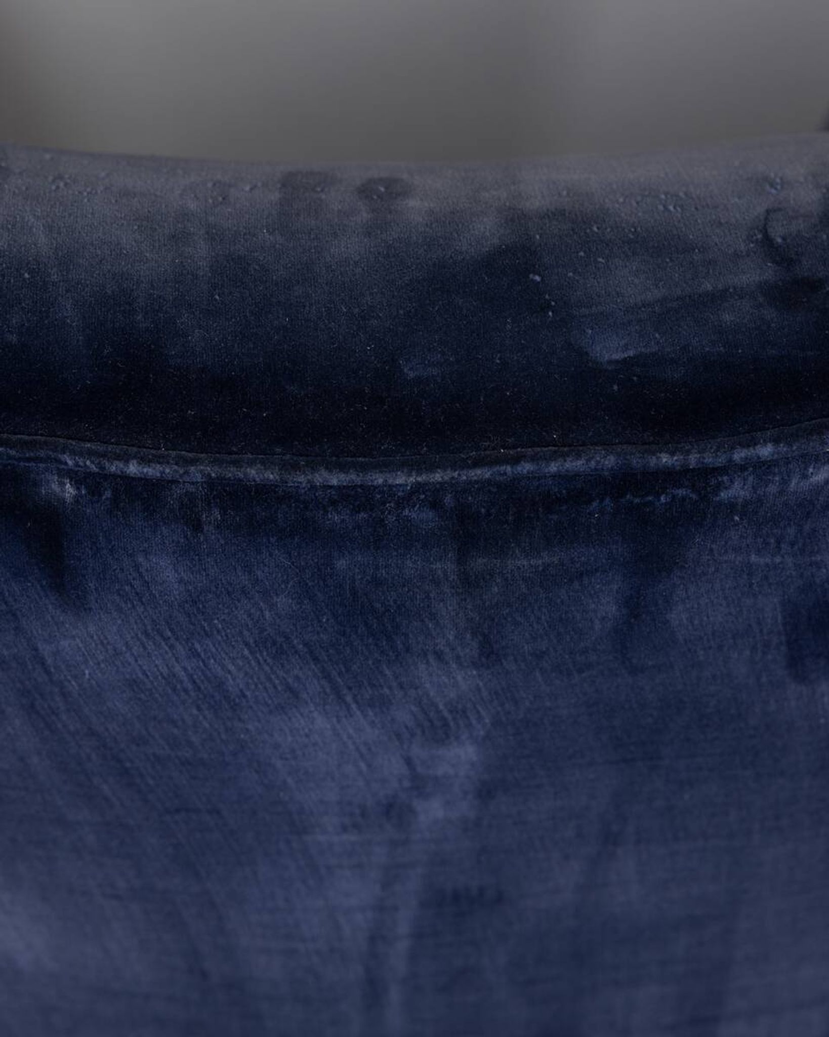 Pair of 1950s design armchairs in blue velvet italian design
