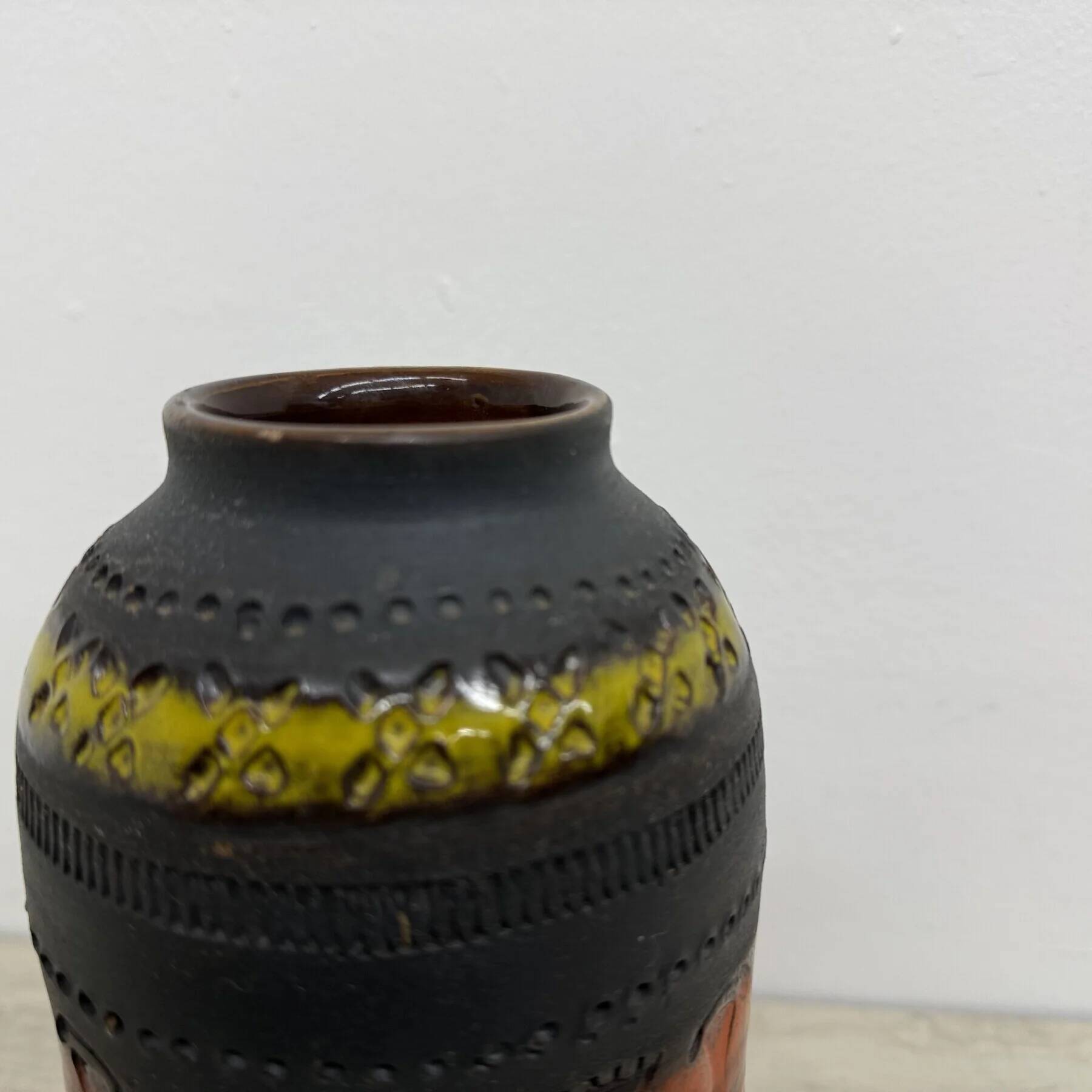 Mid-century Bitossi Genovese Aldo Londi vase Italy, 1970s