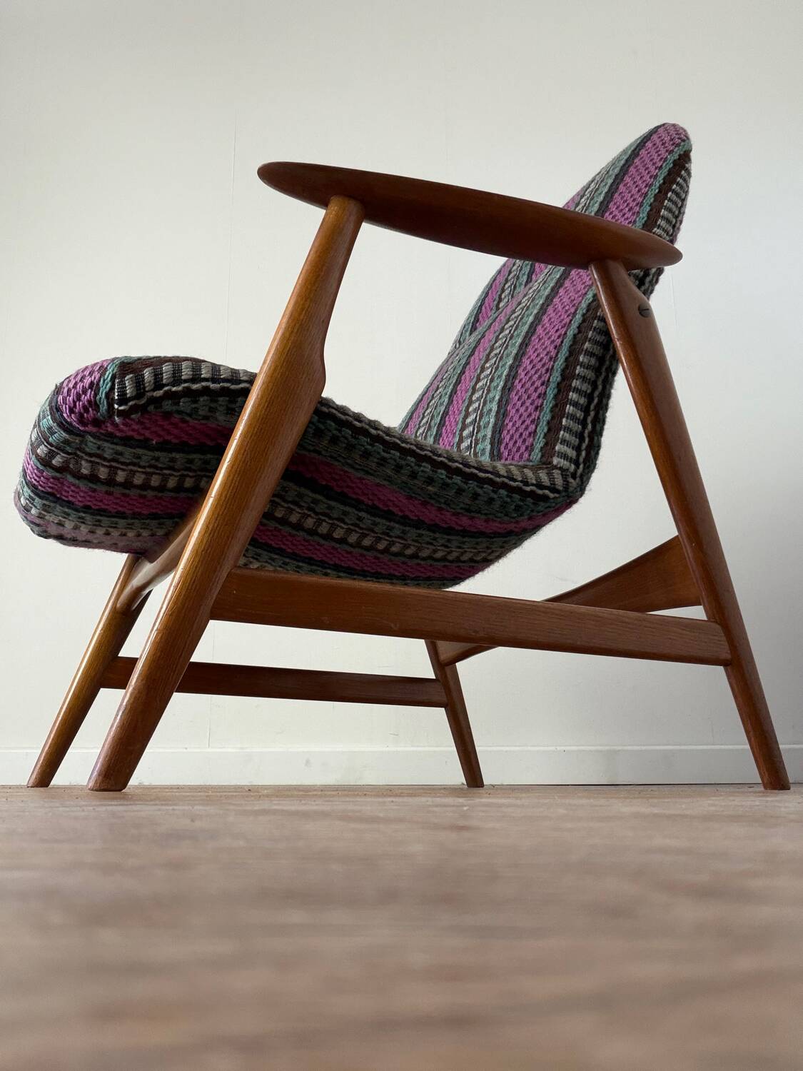 Vintage Scandinavian armchair from the 1960s.