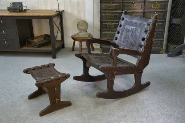 Armchair with ottoman by Angel Pazmino in wood and brown leather 1960's