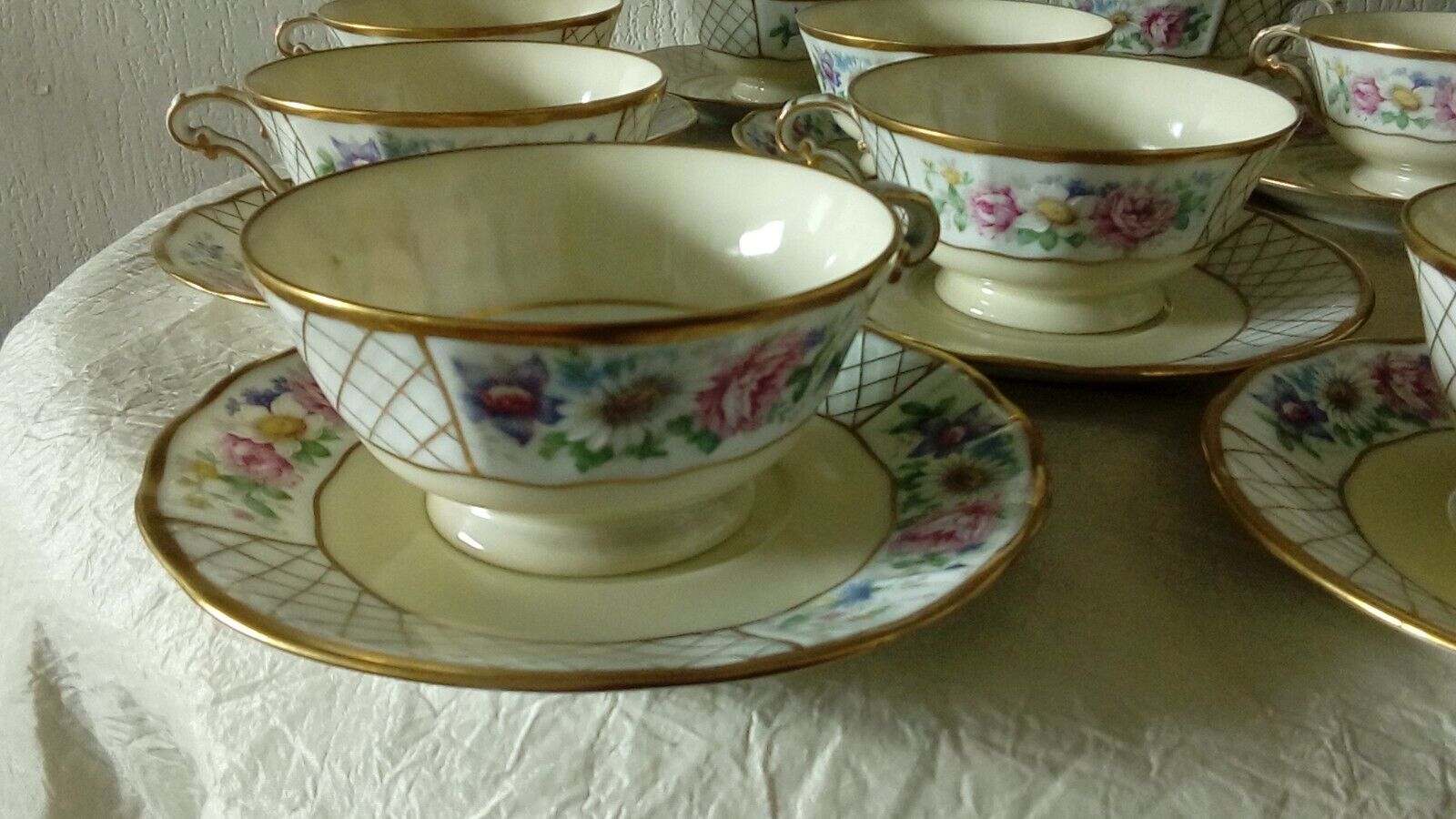 Coffee cup in limoges porcelain bernardaud floral decor