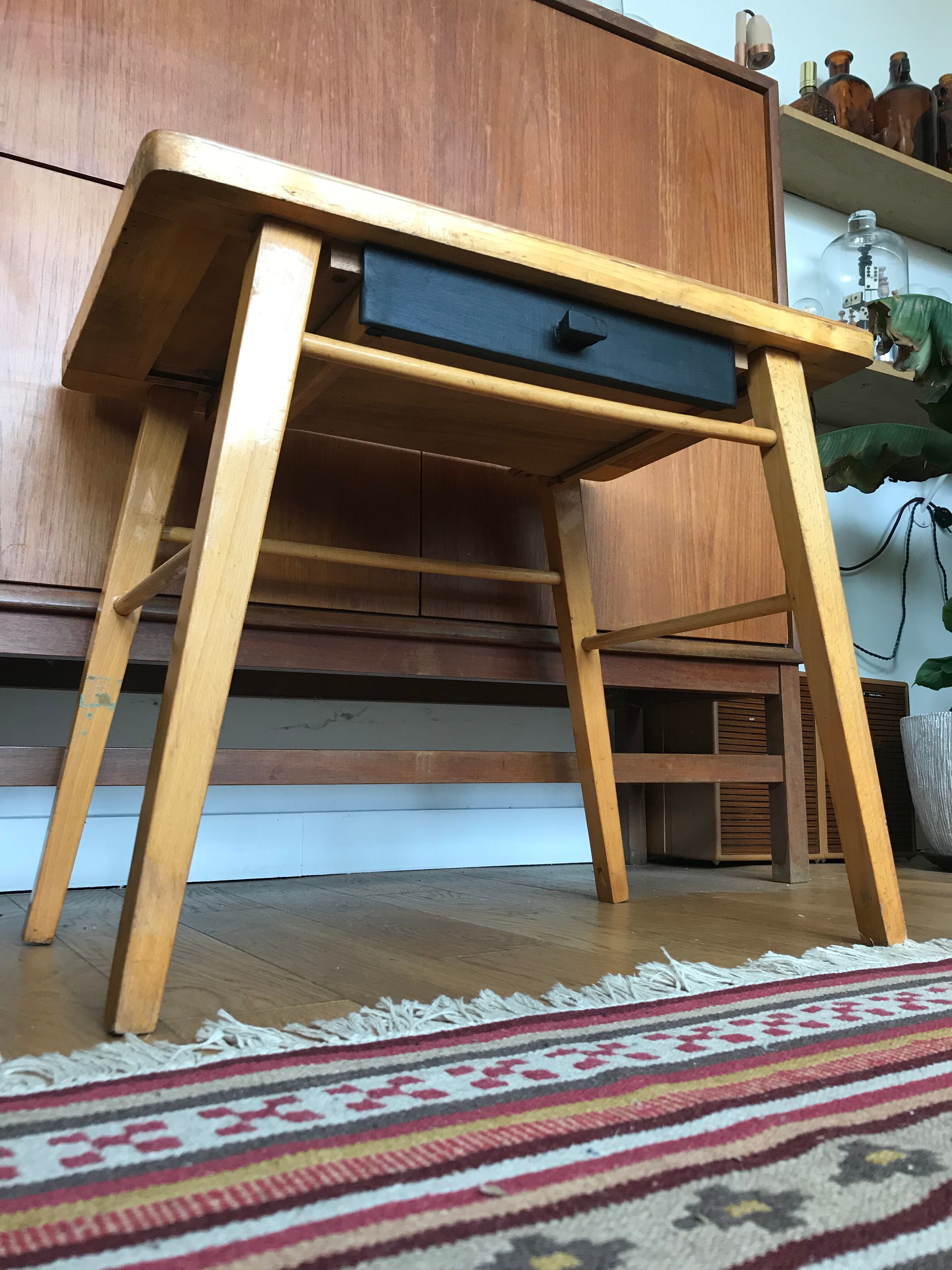 Baumann children's desk and chair set