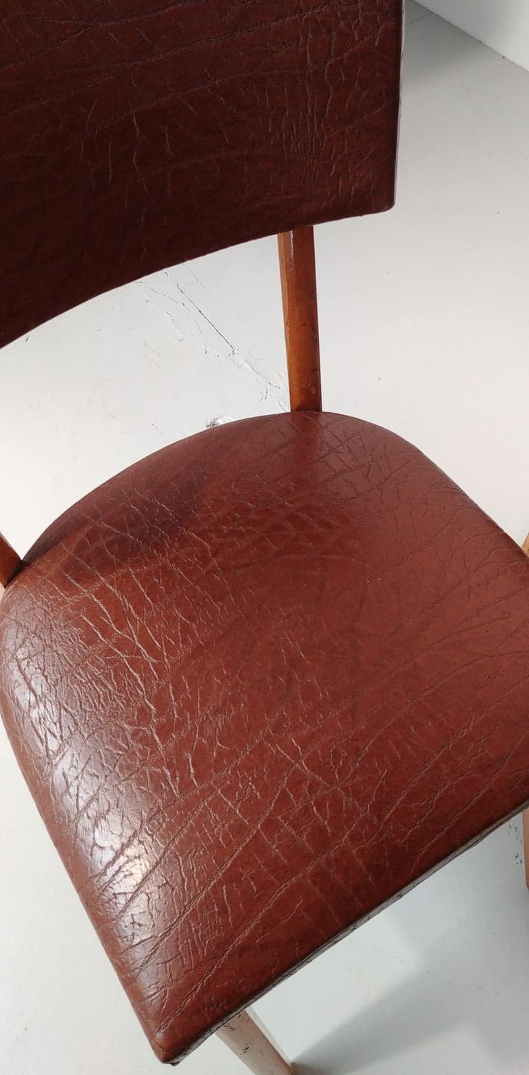 Set of 4 vintage chairs