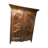 Armoire ancienne en noyer