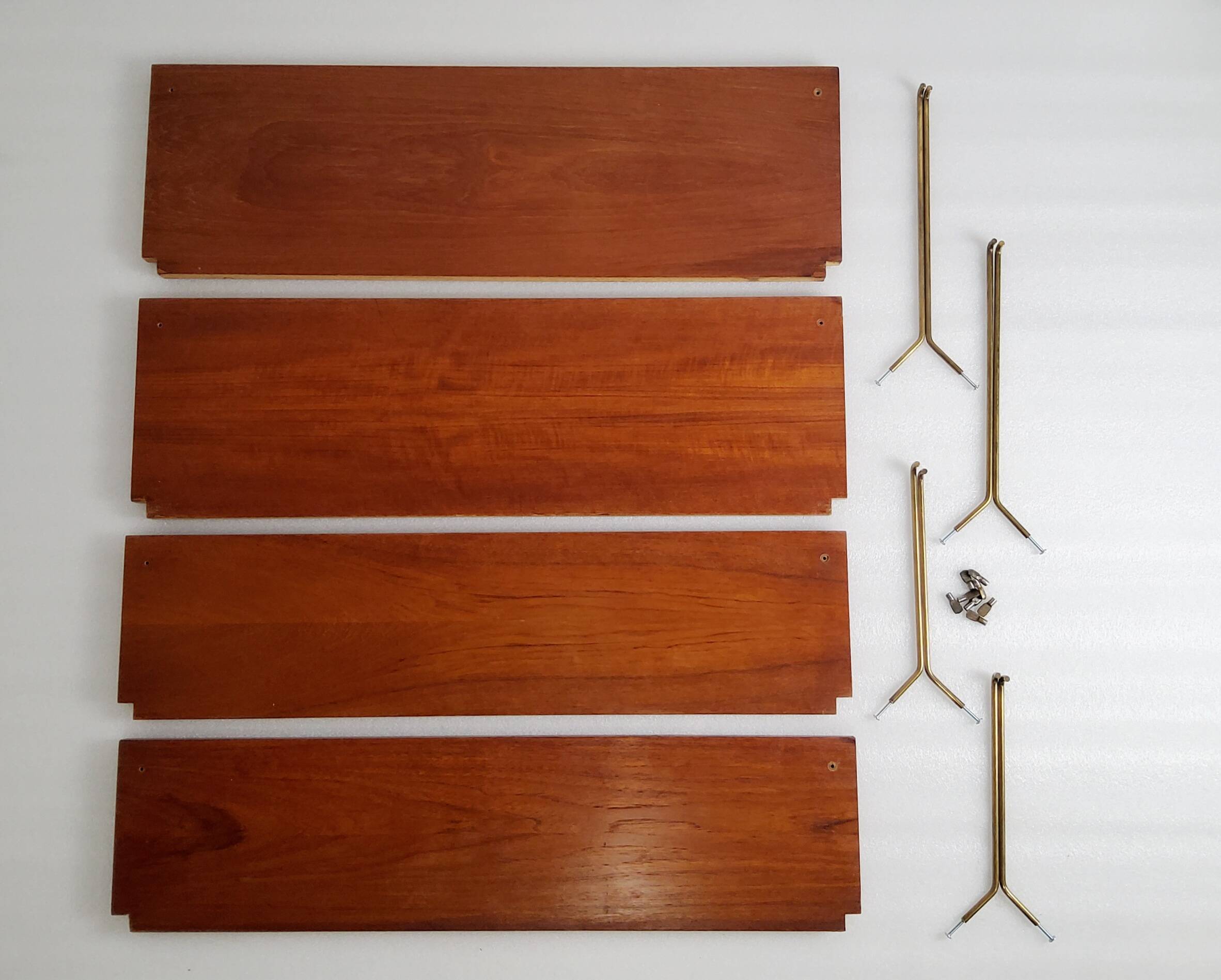 Modular Scandinavian Shelf