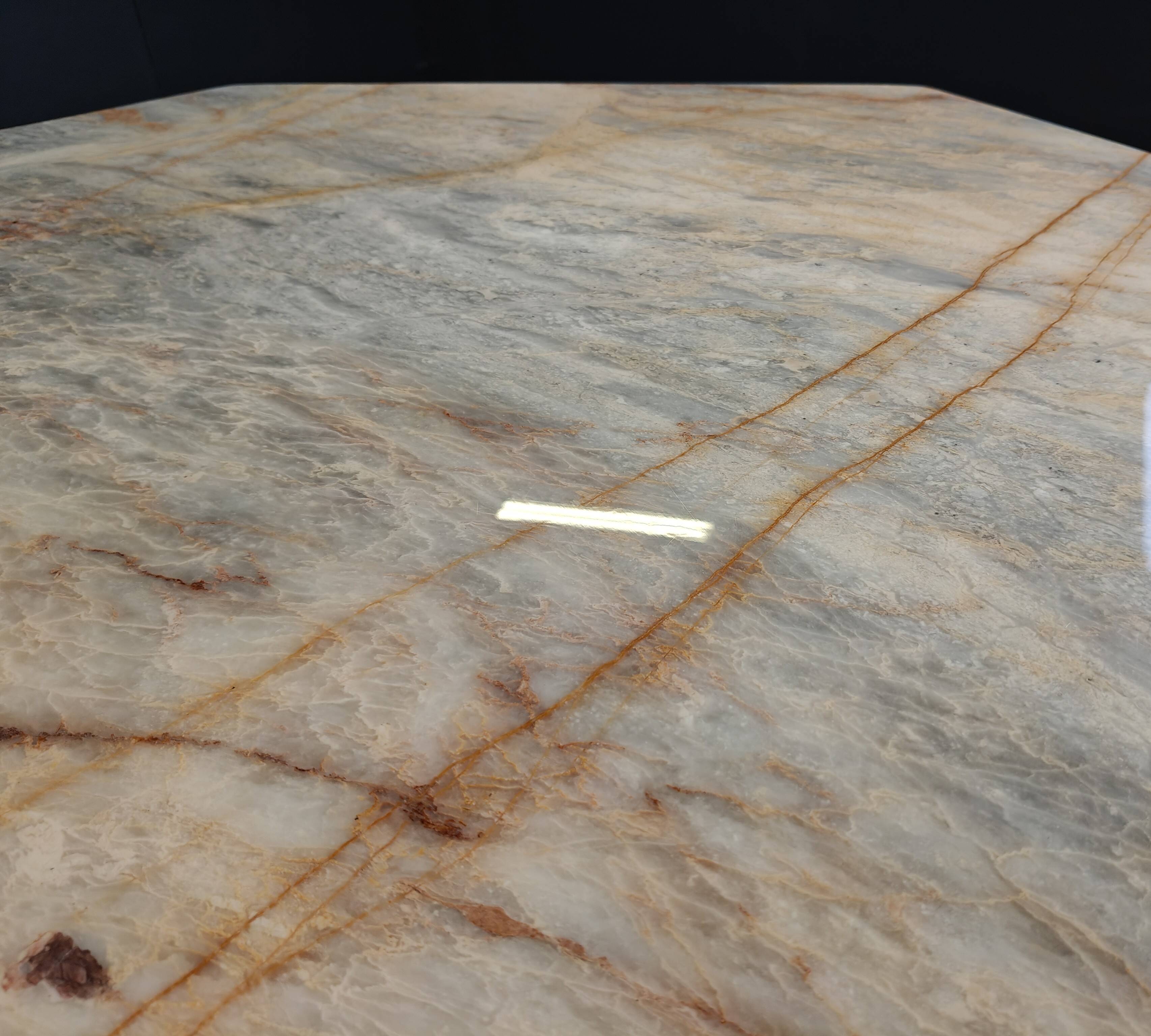 Octogonal italian marble dining table 1970s