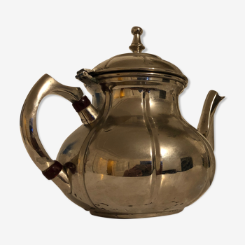 Tunisian teapot