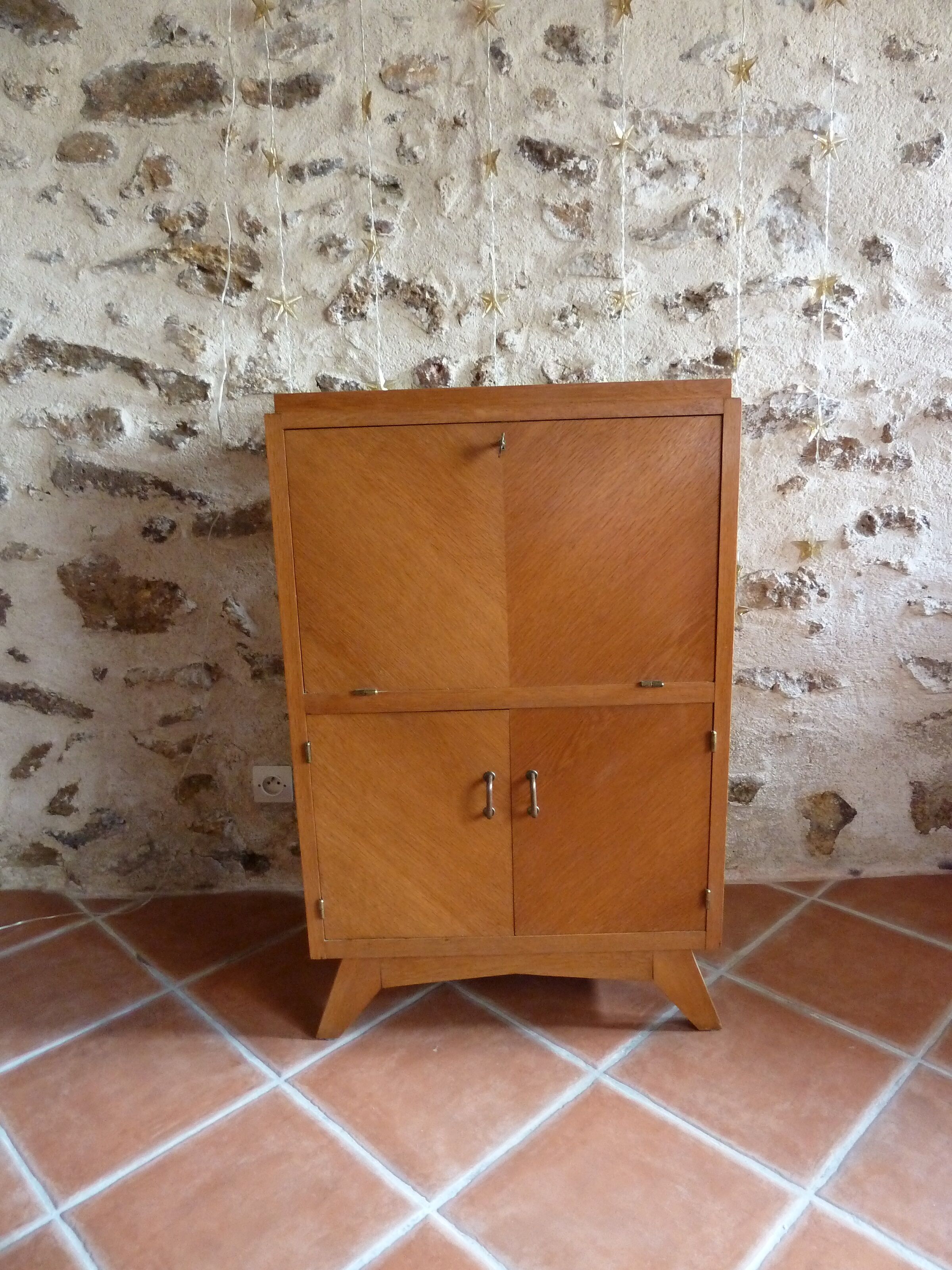 Retro storage cabinet-buffet