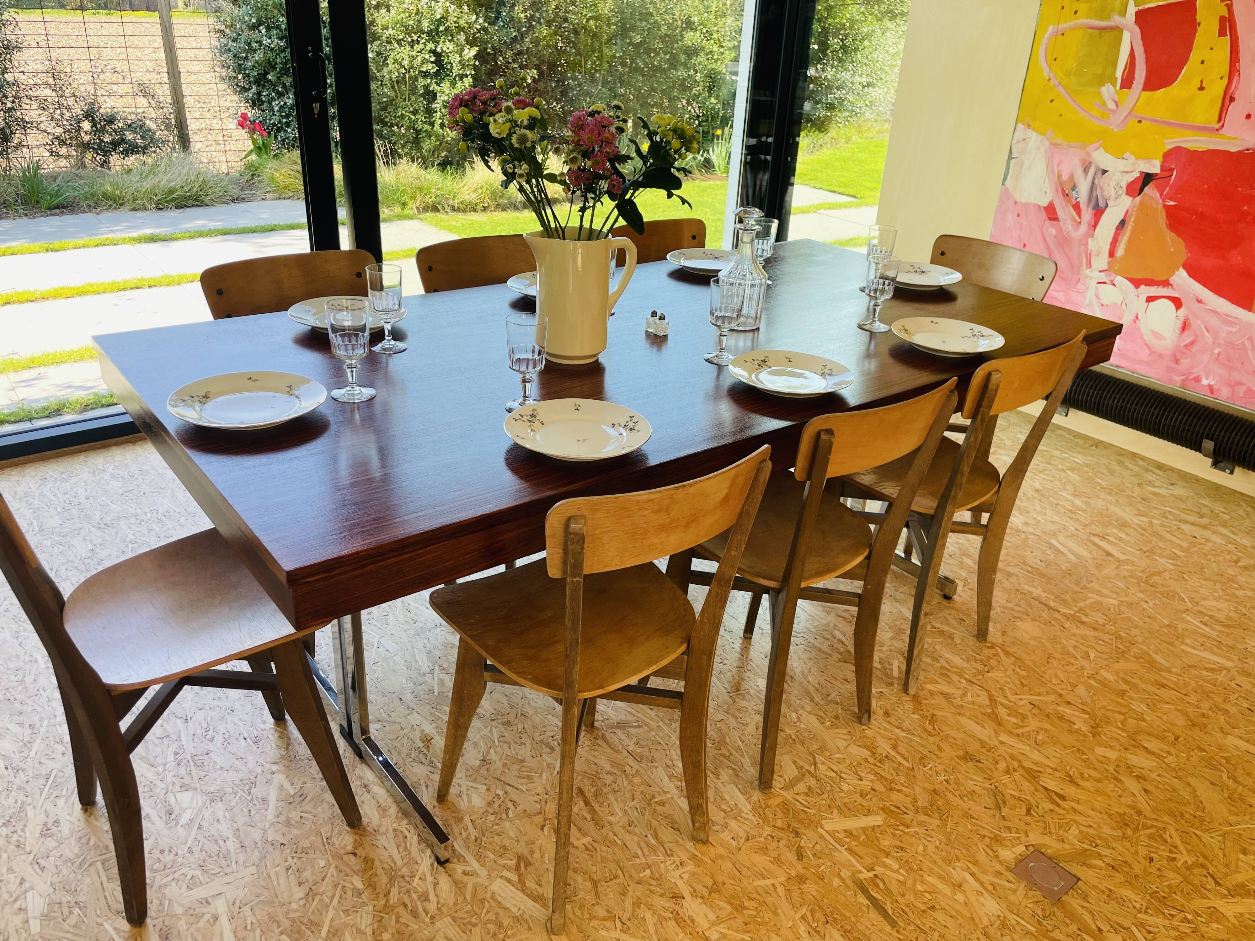 Desk that can serve as a dining table.