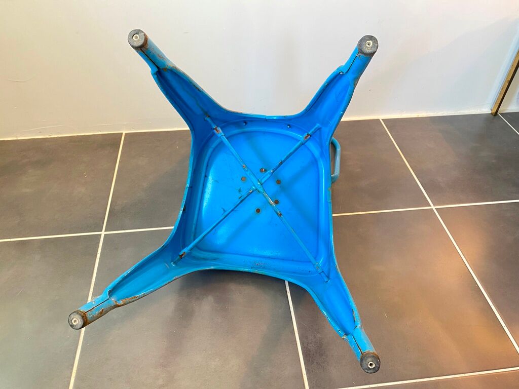 Metal chair tolix by Xavier Pauchard 1950