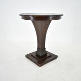 1920s Art Deco Occasional Coffee Table and tablecloth