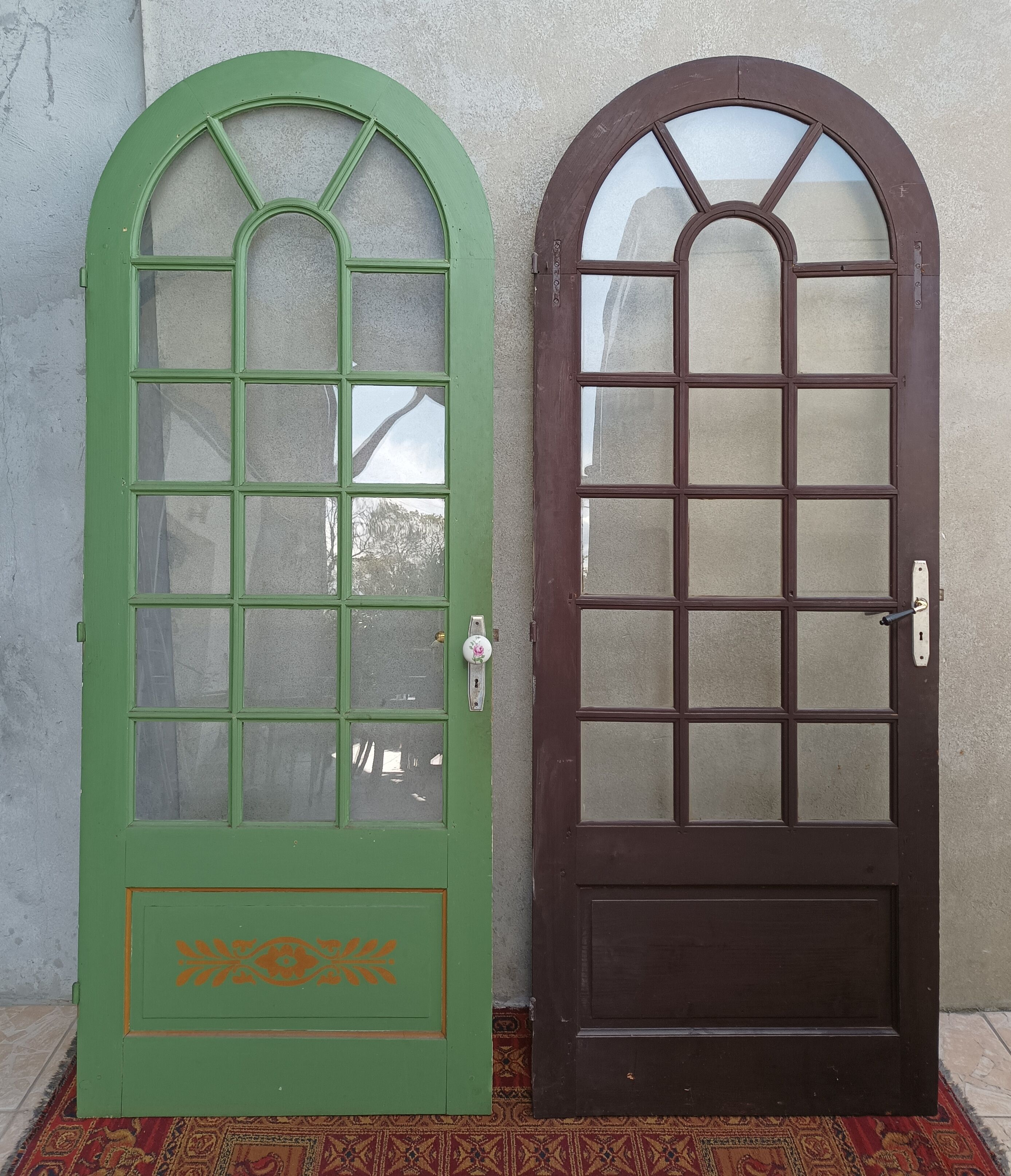 Set of 2 old doors