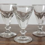4 verres à pied à vin anciens à côtes plates en verre soufflé du XIXe