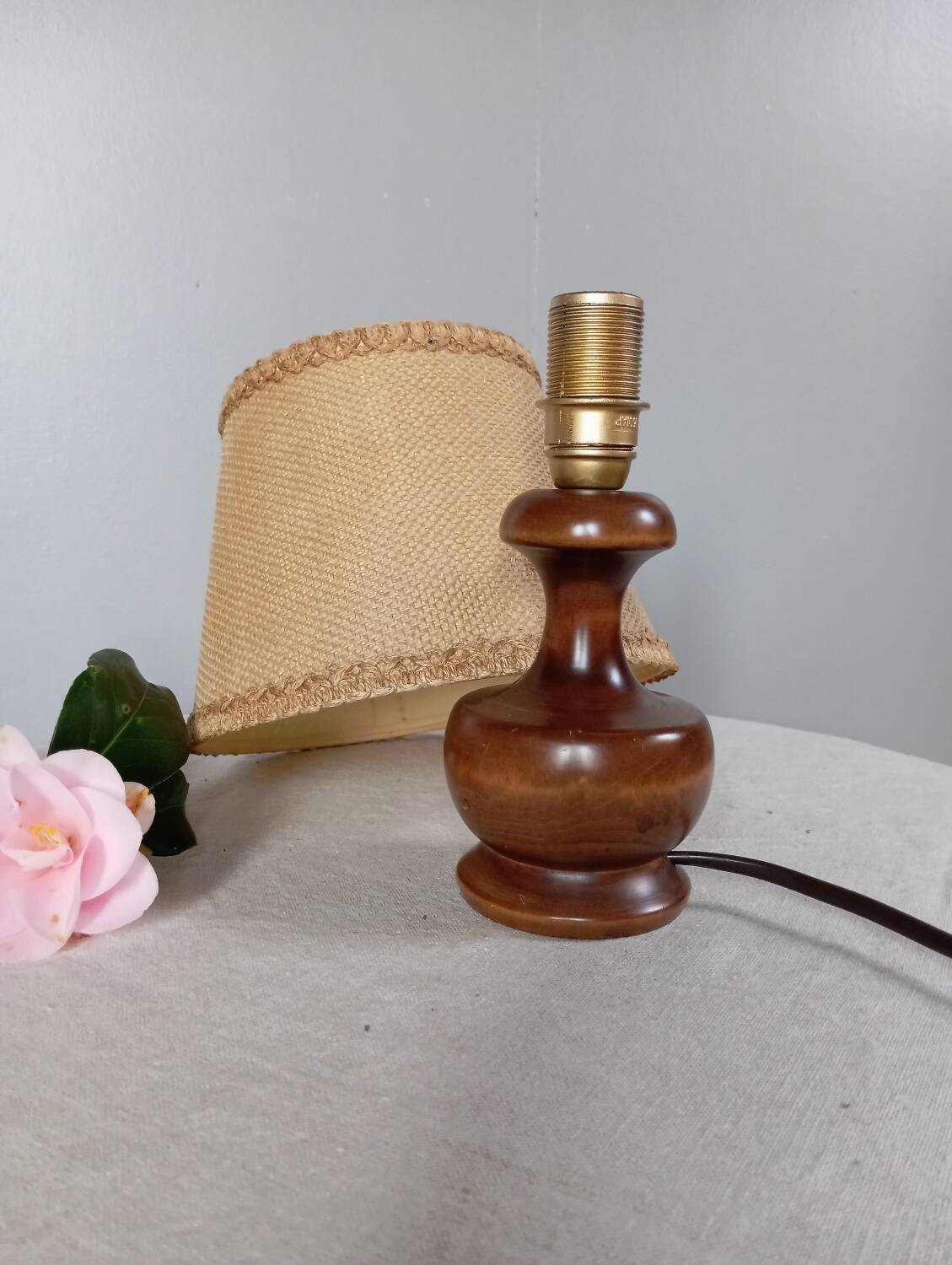 Dark stained turned wood table lamp, camel jute lampshade 1960