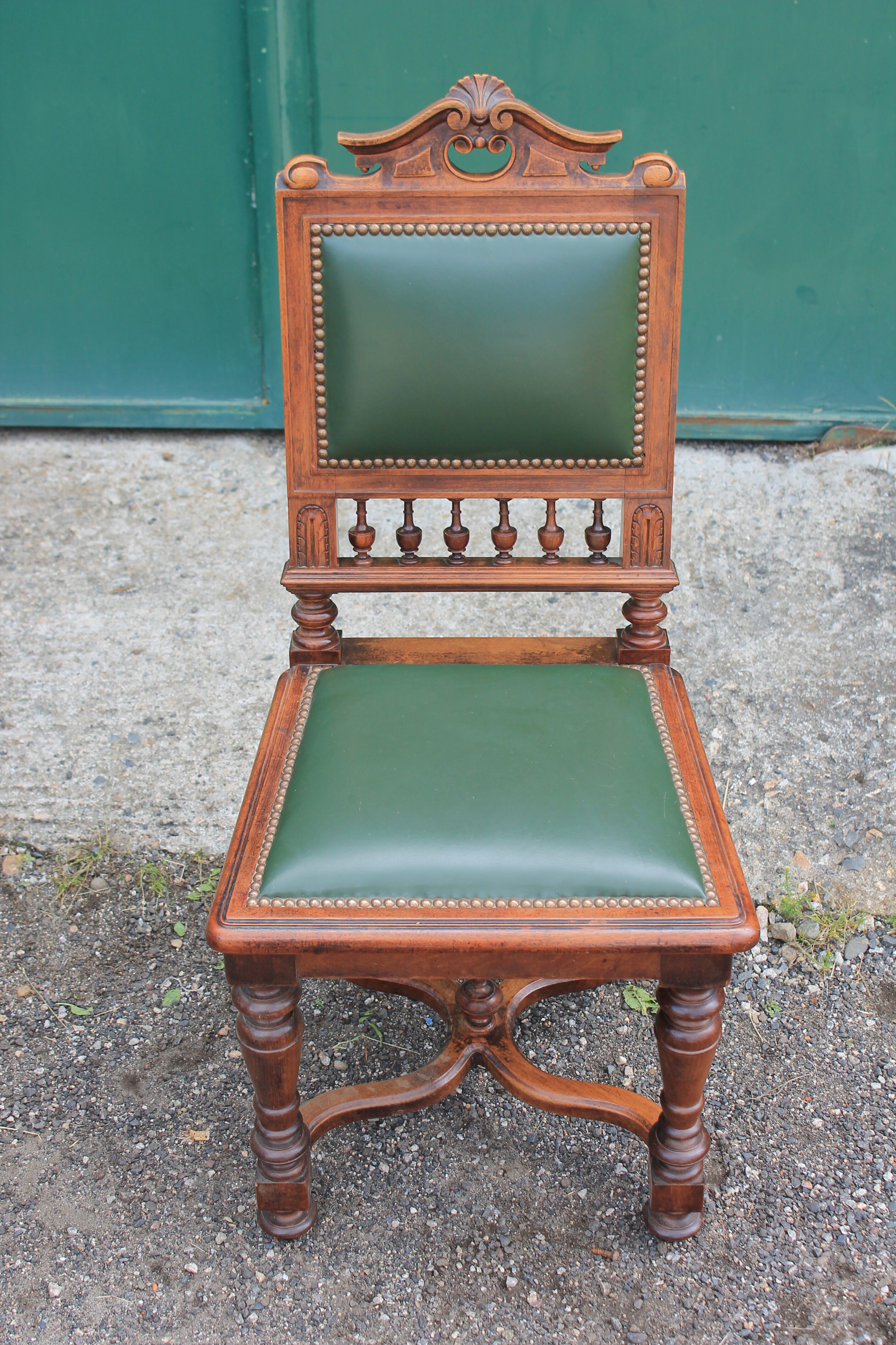Set of 6 walnut chairs