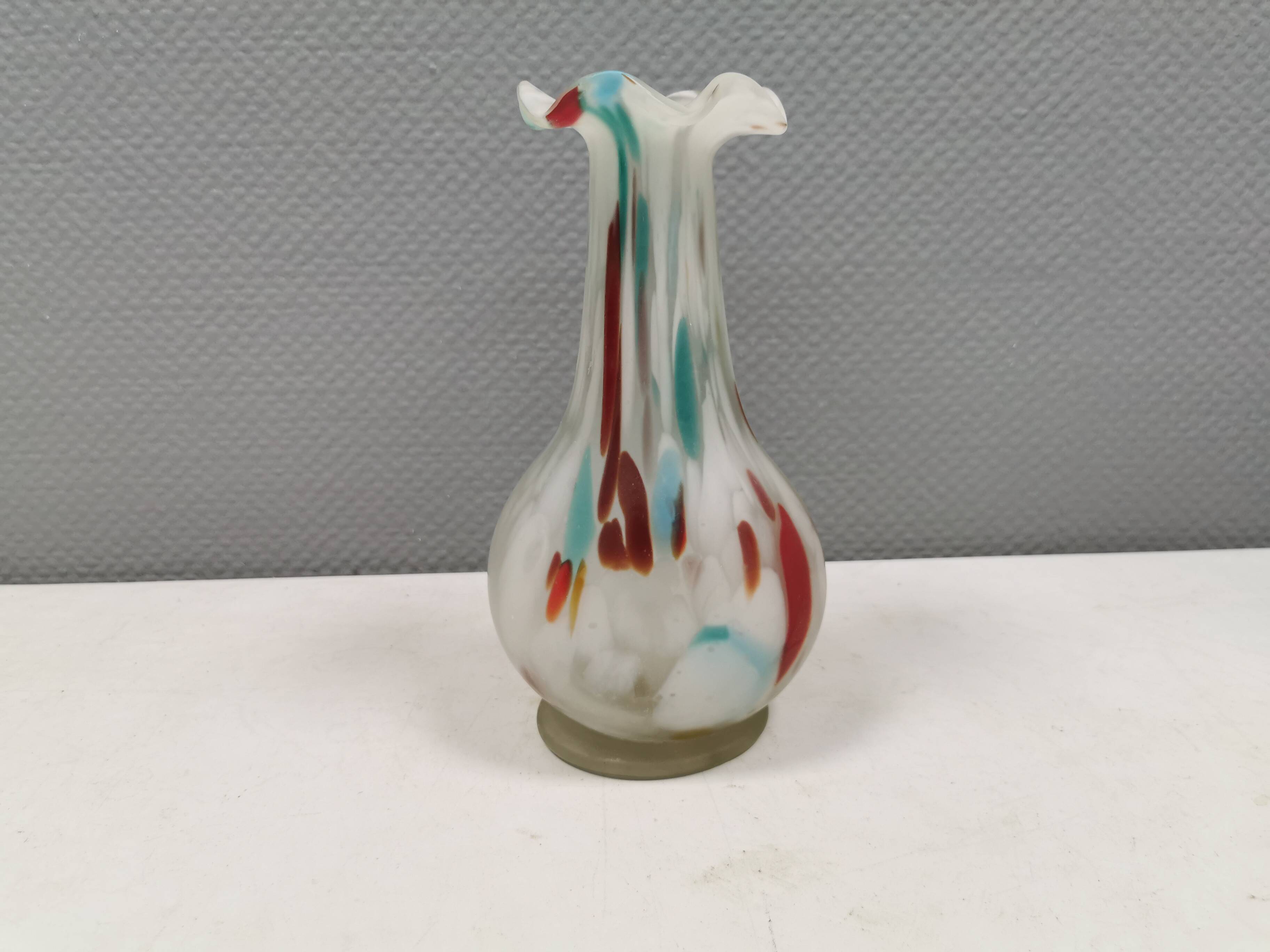 Vintage Seguso Venezia Harlequin style glass vase Italy 1970-80s.