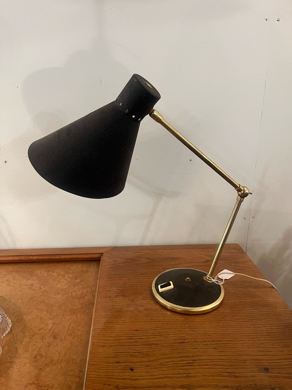 Desk lamp