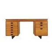Bureau exécutif avec neuf tiroirs et surface extensible, placage de teck, Nipu, Danemark, années 1970