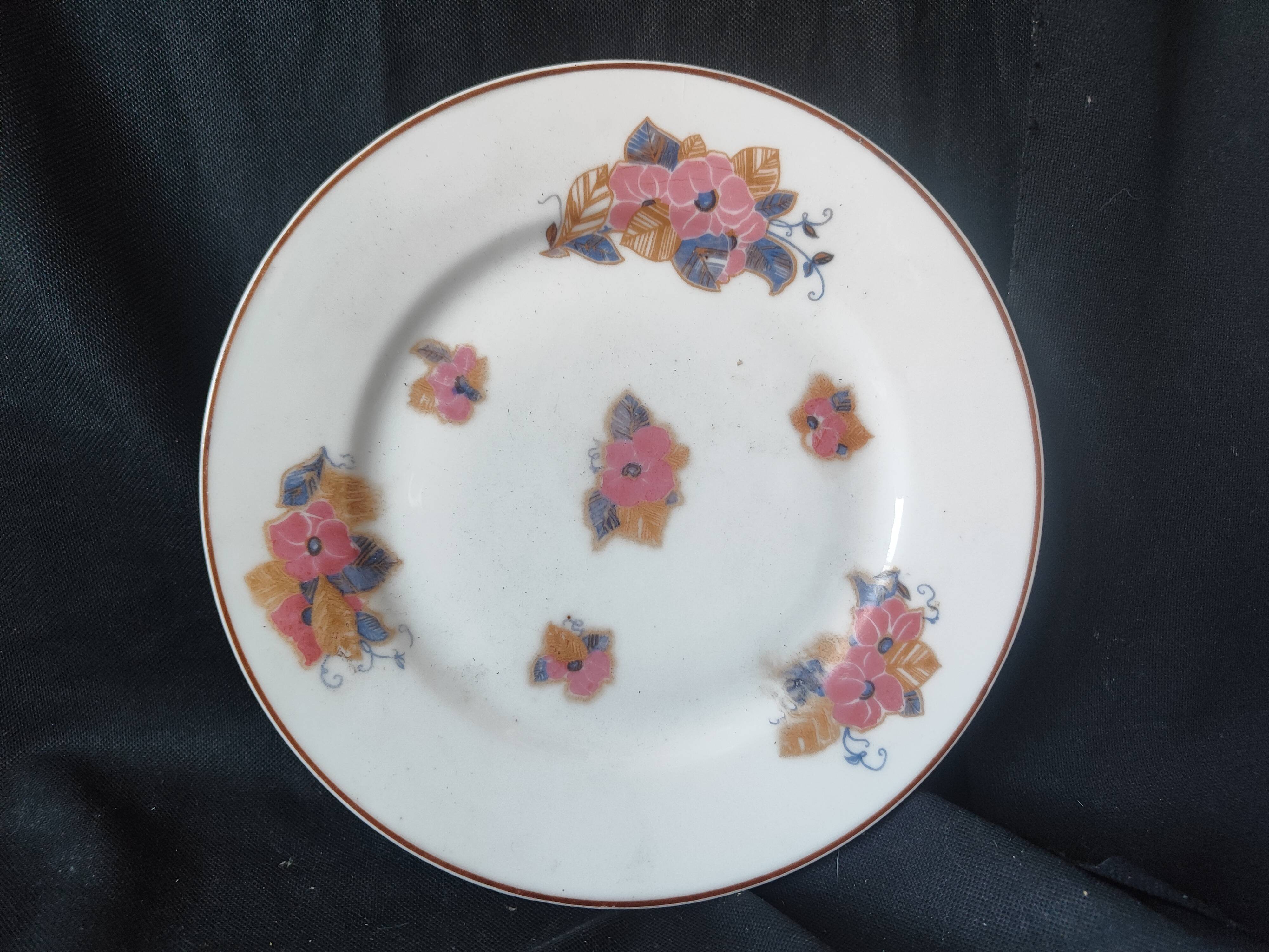 Porcelain A. Hache & Cie / Vierzon cake stand