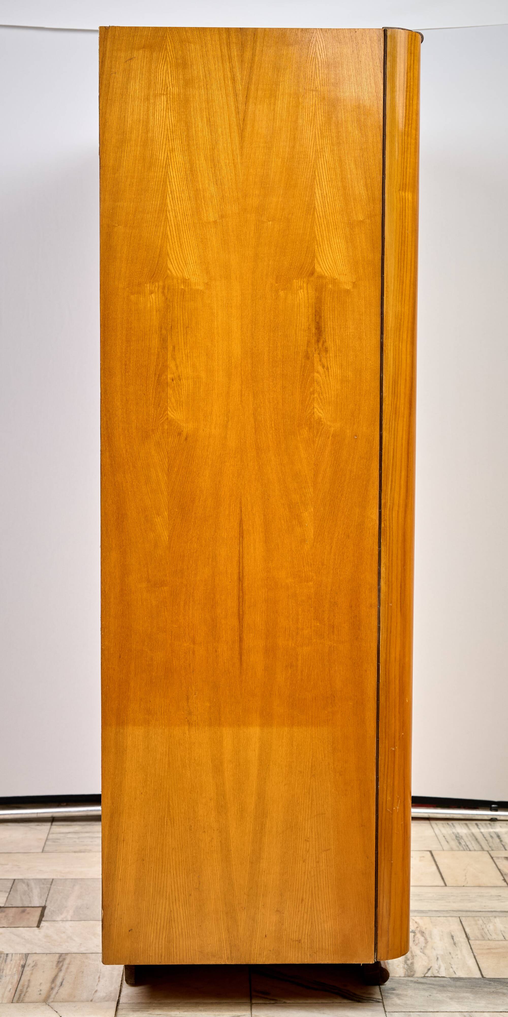 Art Déco Wardrobe by Jindřich Halabala, 1960s, Czechoslovakia