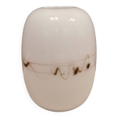 Petit vase, conçu par michael bang pour holmegaard danemark en 1983.