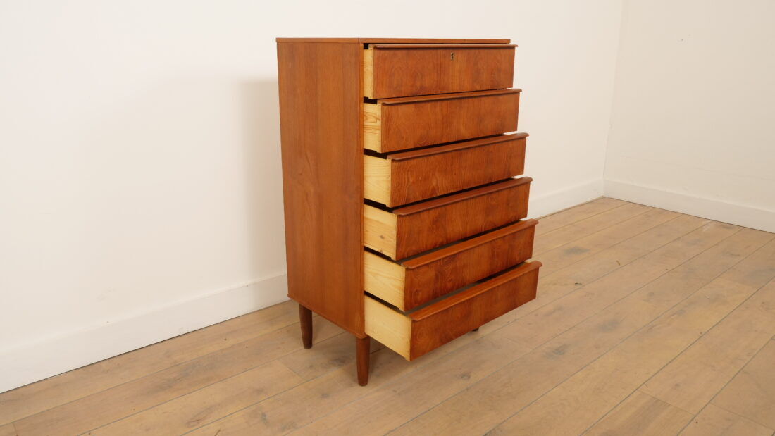 Vintage Danish chest of drawers | Teak | 6 drawers | 105 cm