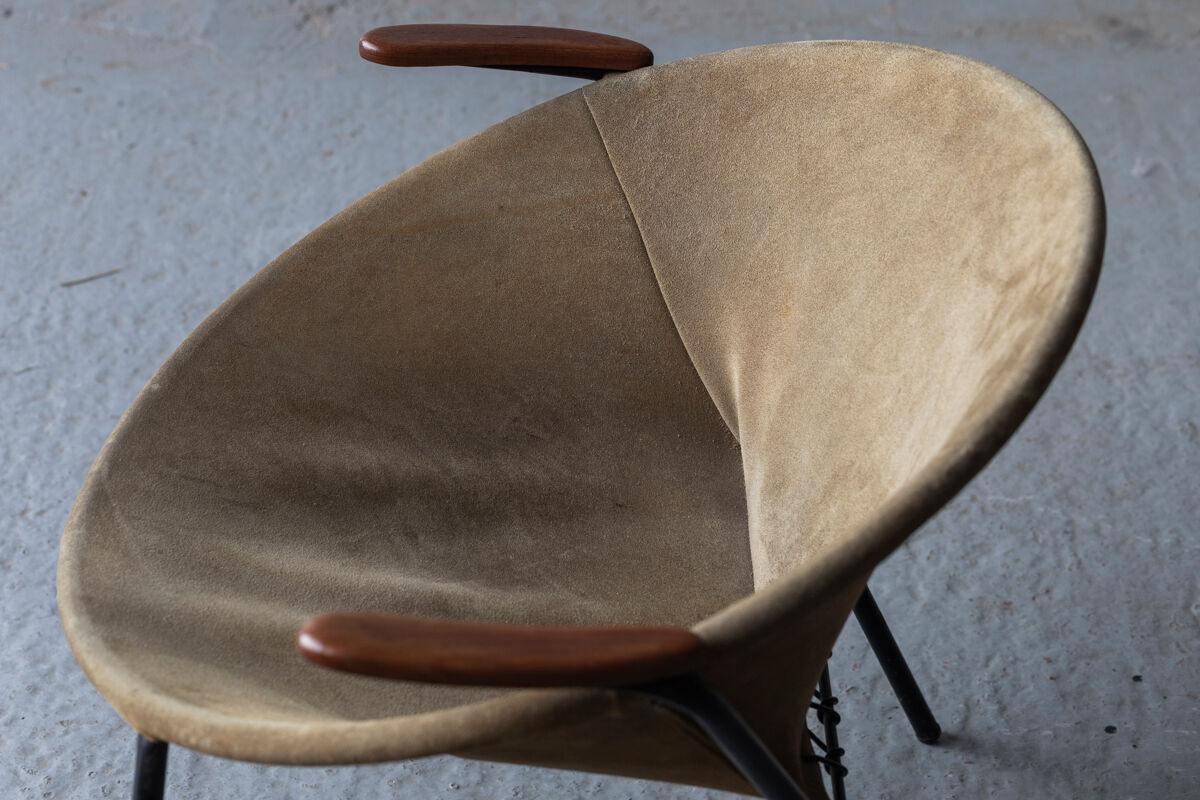 Balloon armchairs by Hans Olsen for Lea design 1960