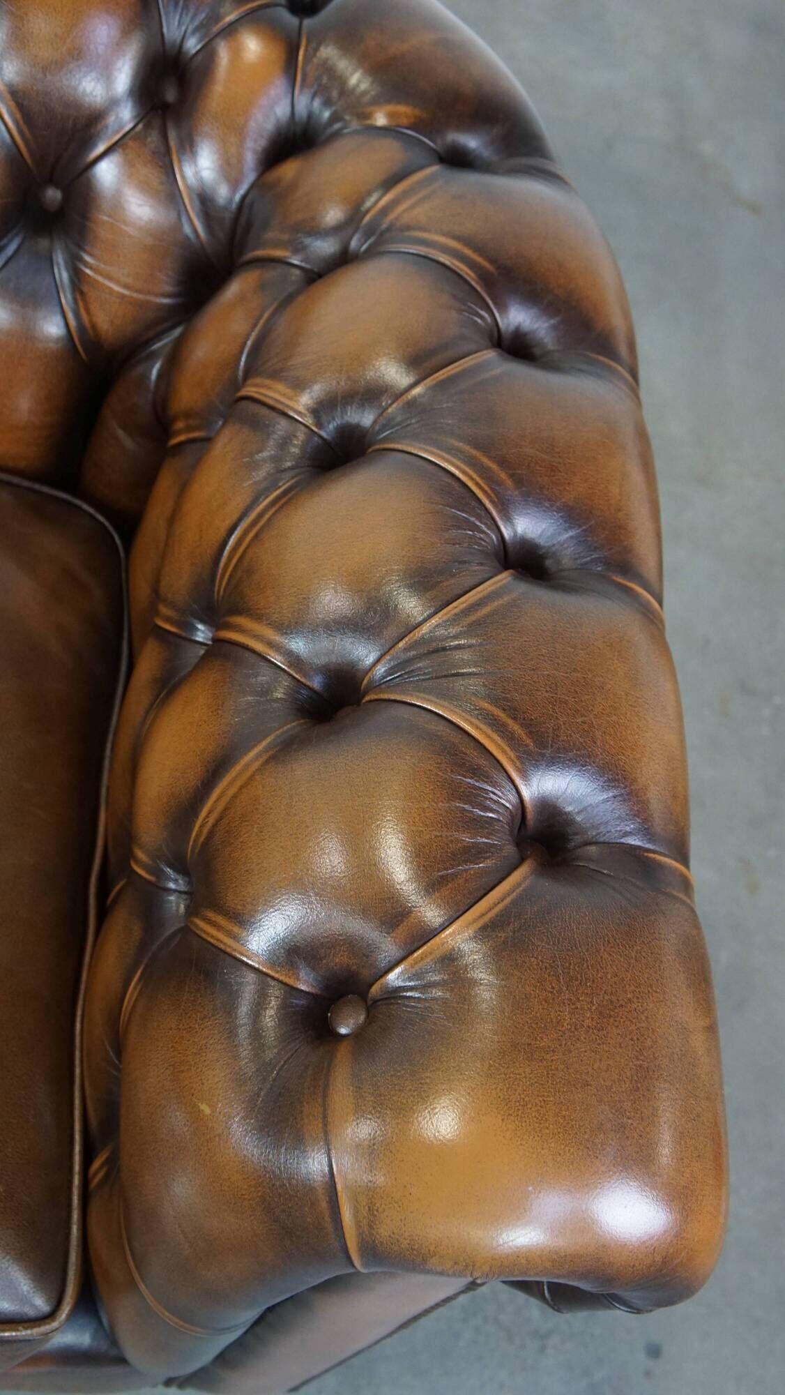 Classic Genuine Leather English Chesterfield Armchair in Good Condition
