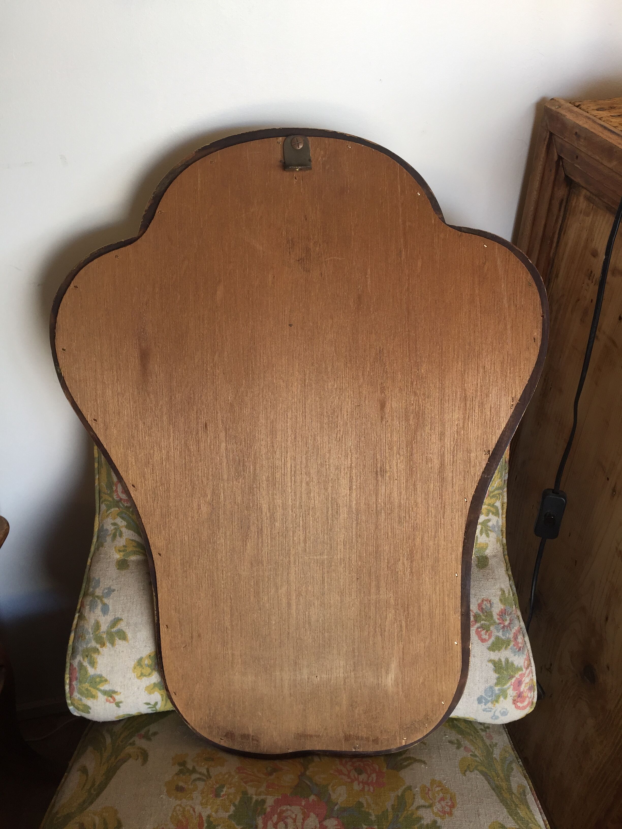 Golden mirror 48x63cm