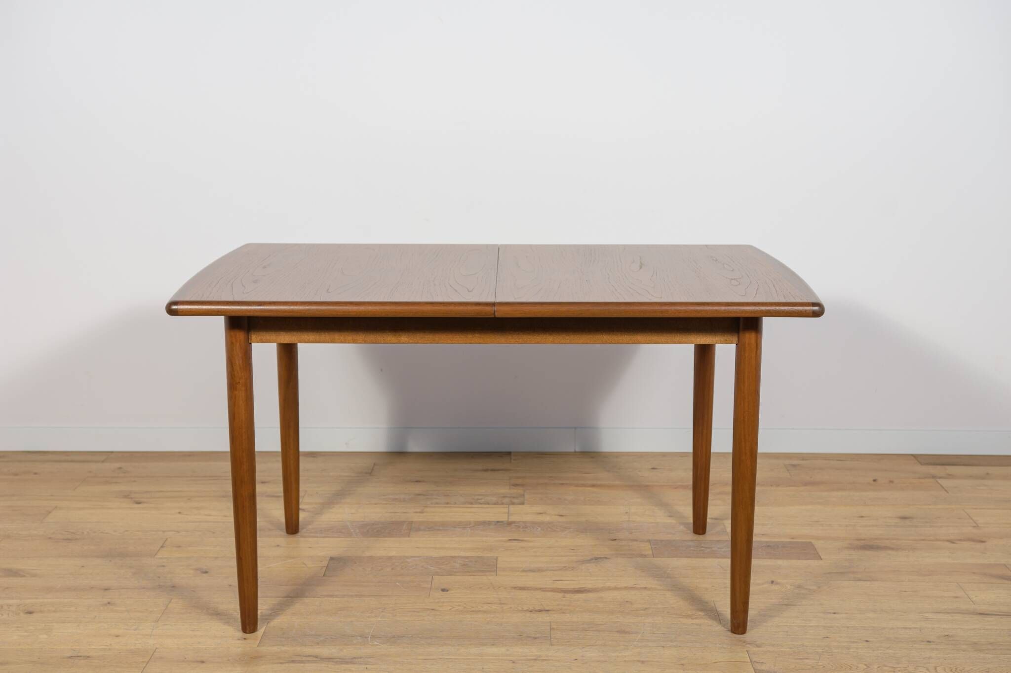Table à manger rectangulaire extensible du milieu du siècle de Meredew, Royaume-Uni