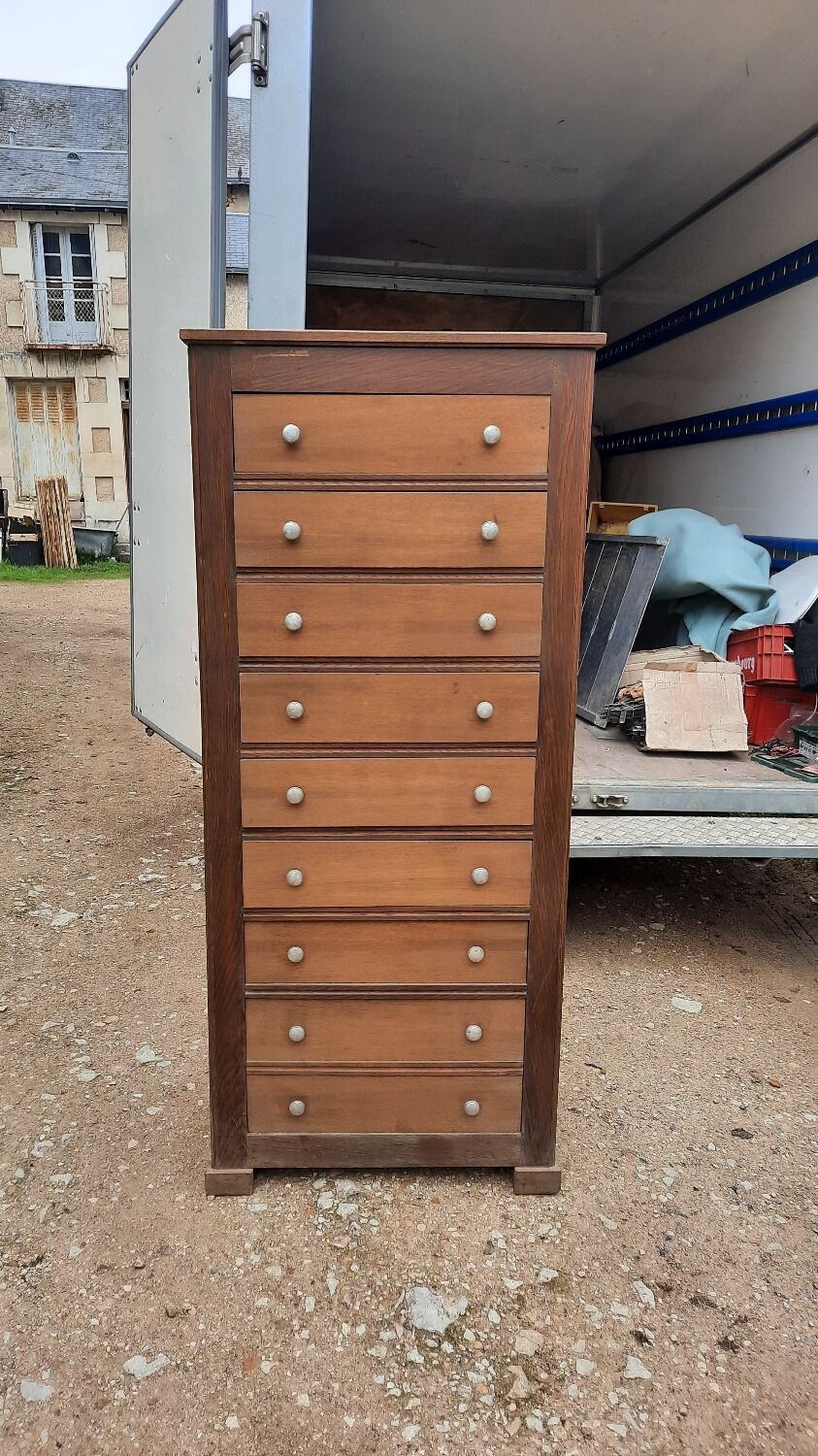 Ragpicker 8 drawers