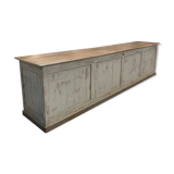 Large trading furniture