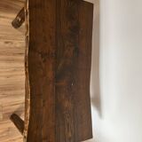 Table brutaliste